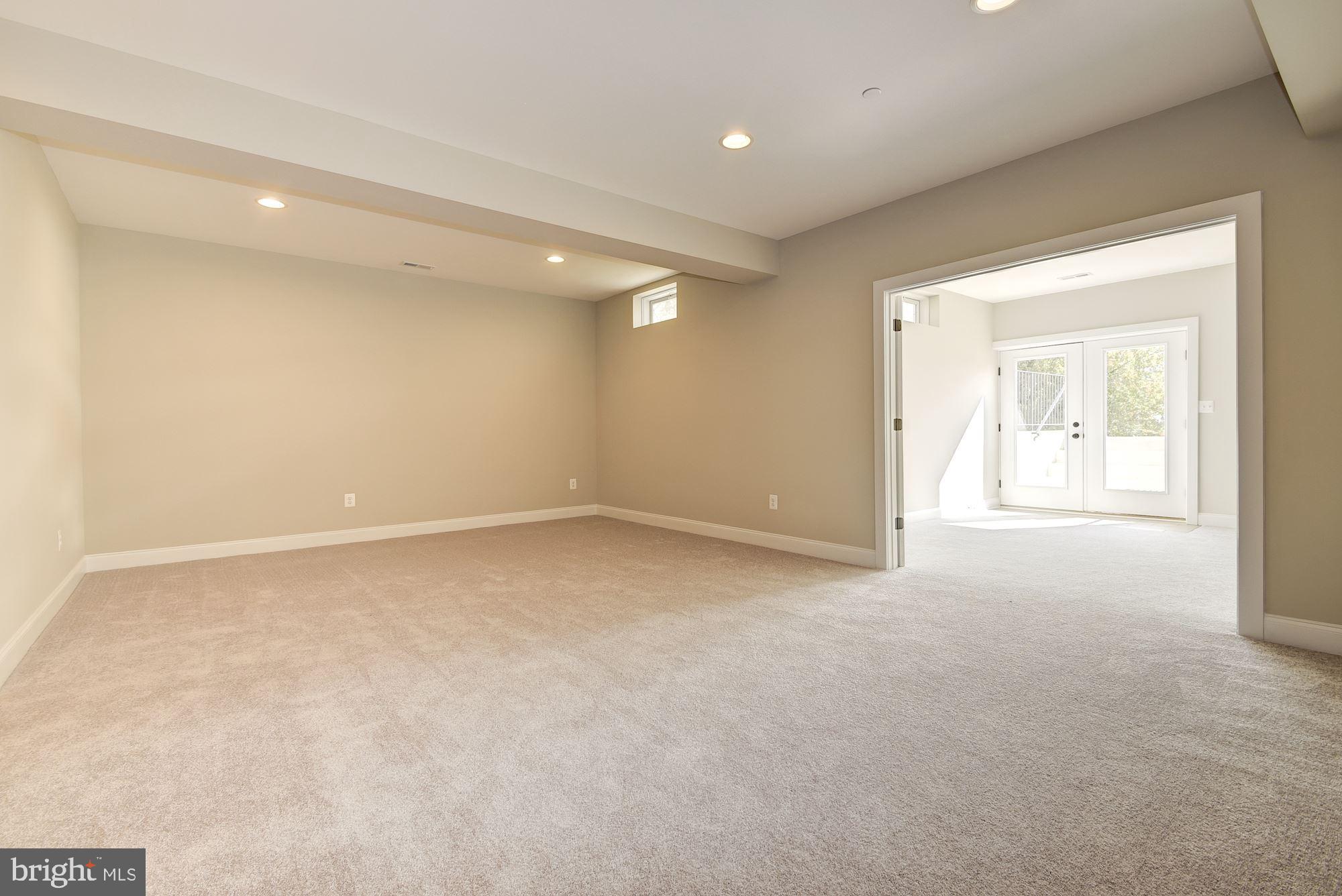 OAKDALE WOODS - Residential