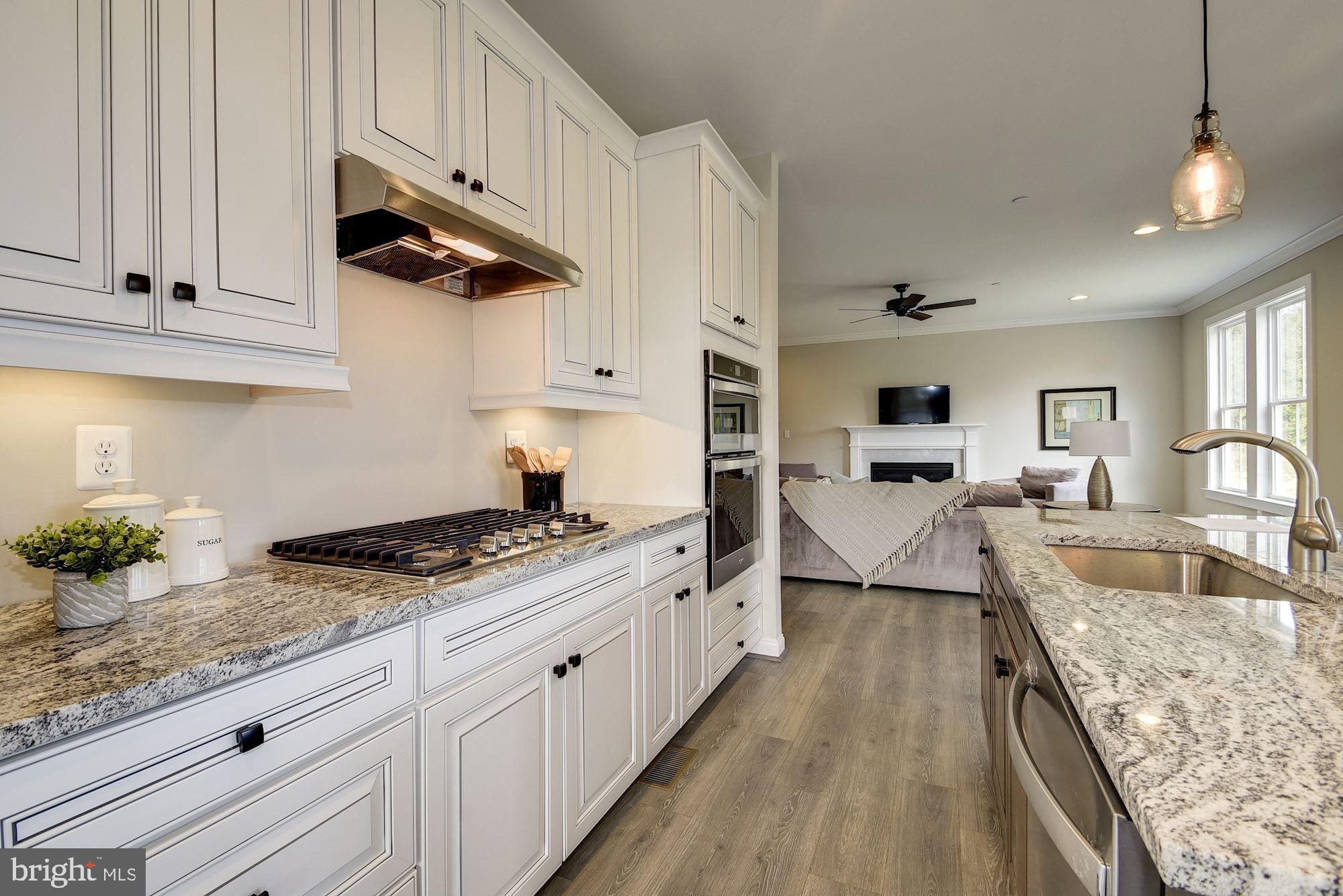 OAKDALE WOODS - Residential