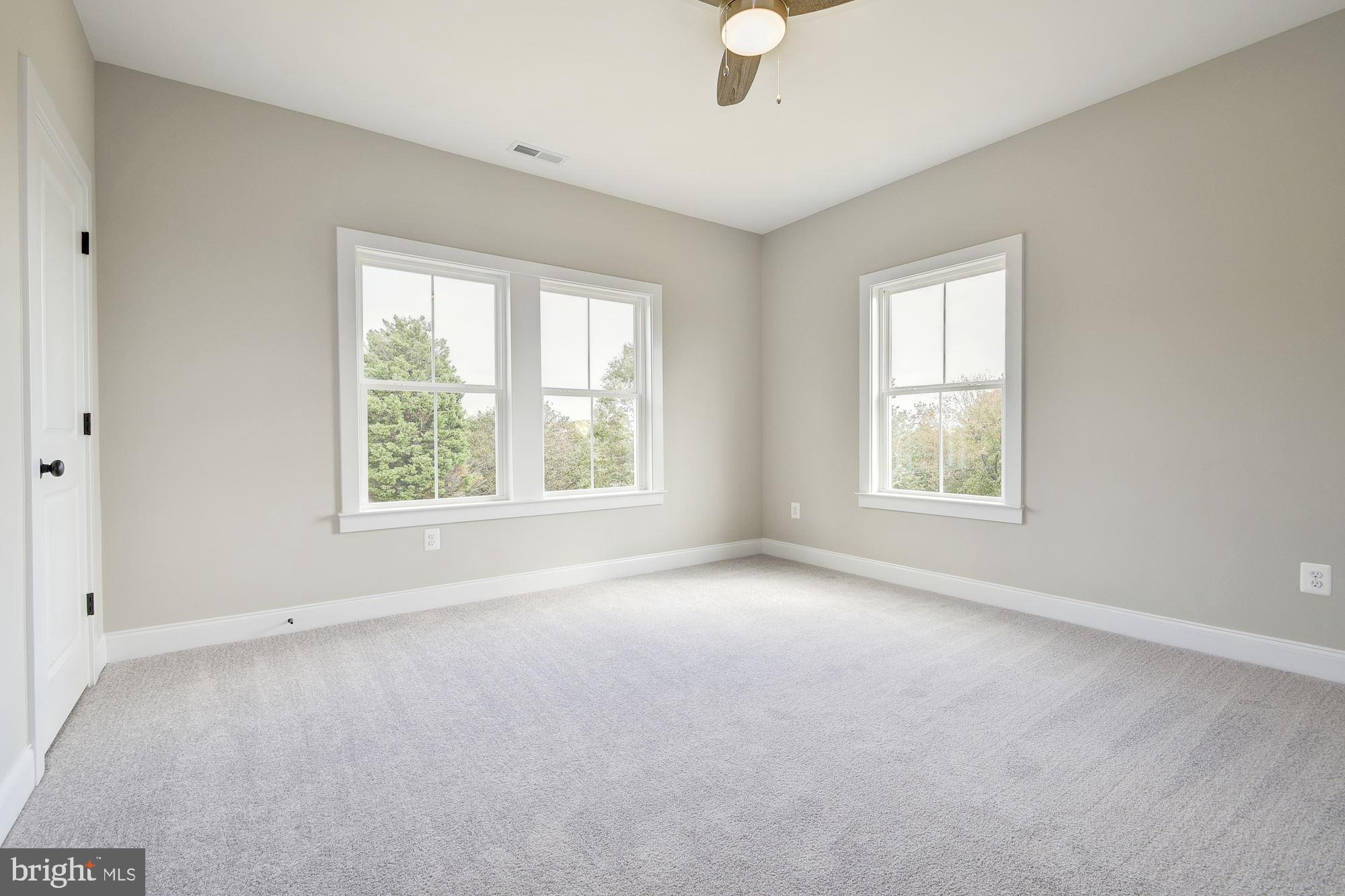 OAKDALE WOODS - Residential