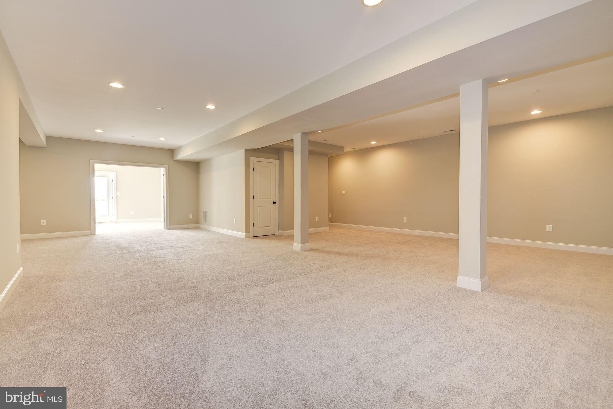 OAKDALE WOODS - Residential
