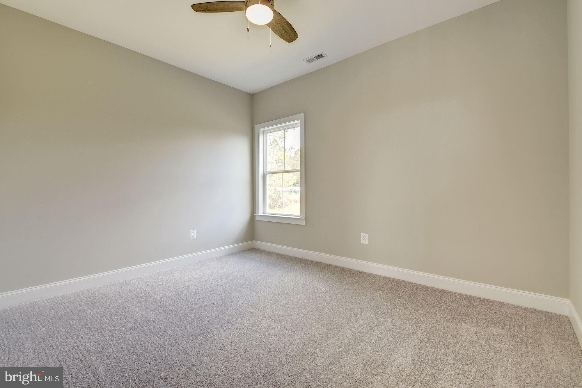 OAKDALE WOODS - Residential
