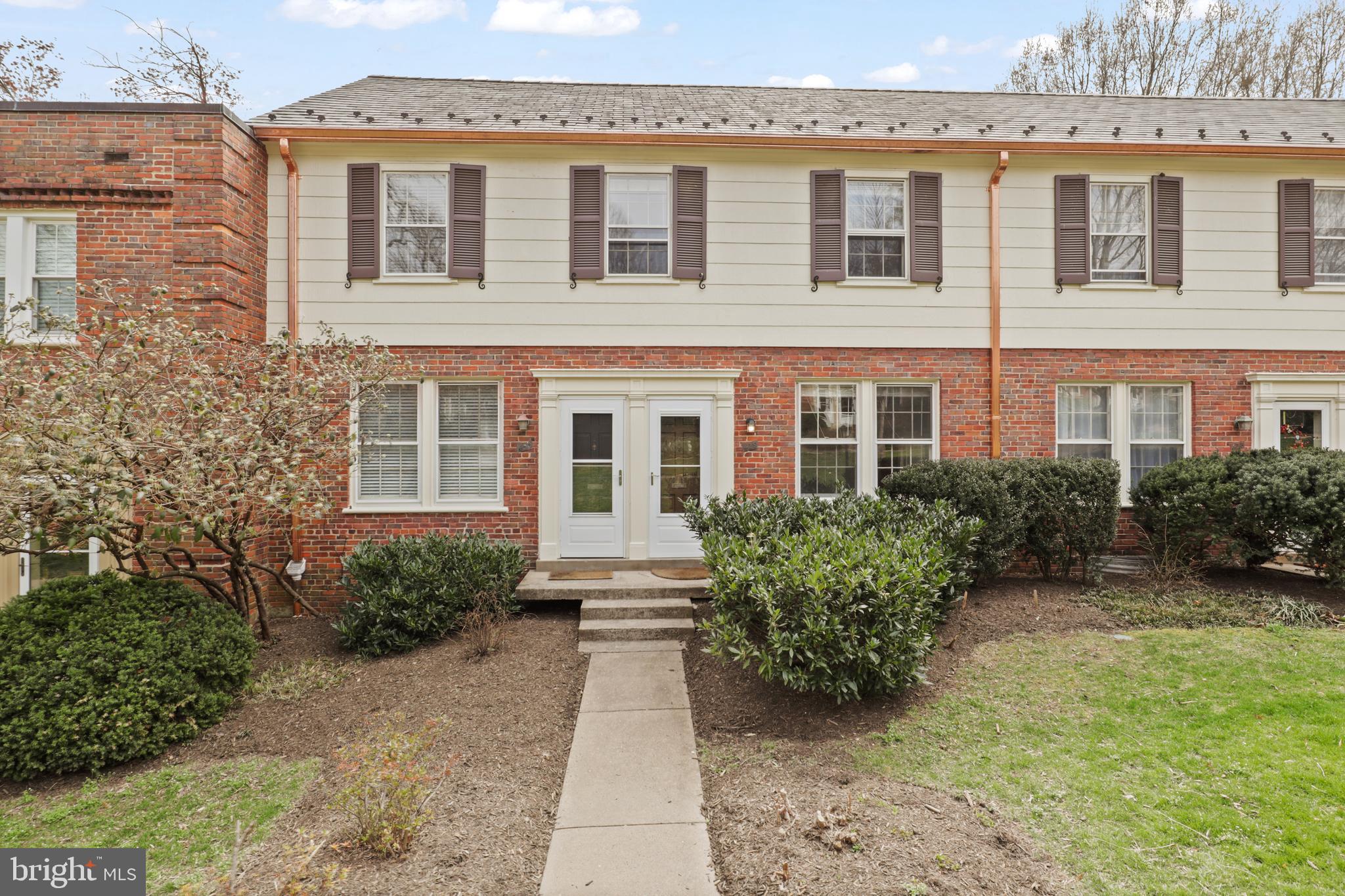 ARLINGTON VILLAGE - Residential