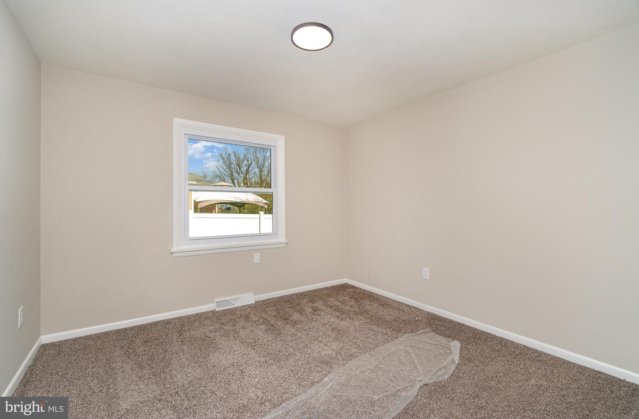 WINDING HILL HEIGHTS - Residential