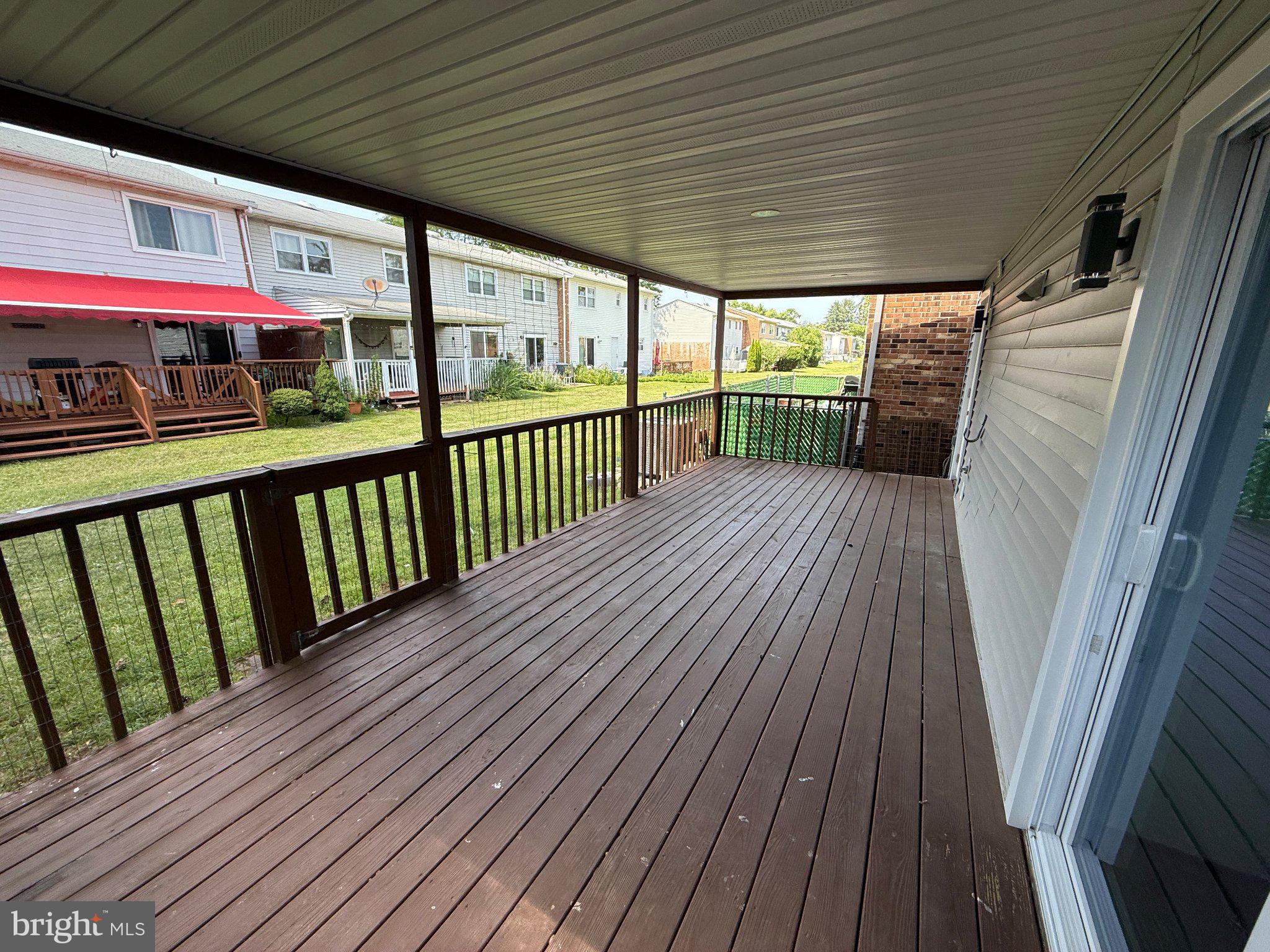 COUNTY DOWNE - Residential