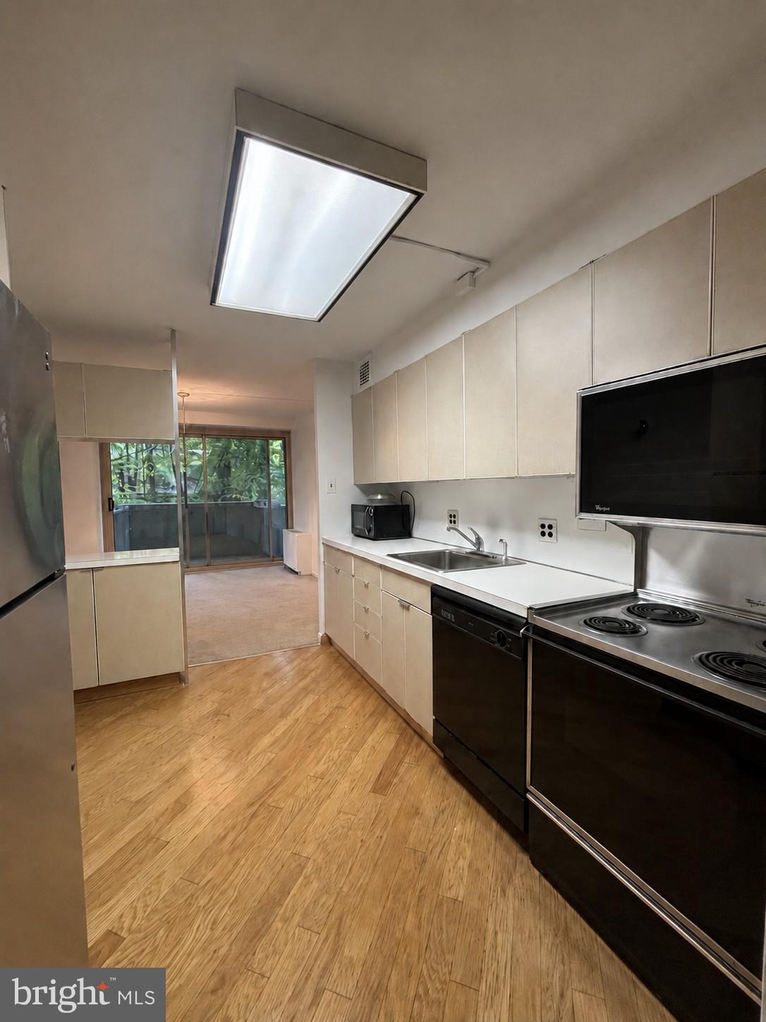 GREEN HILL - Residential