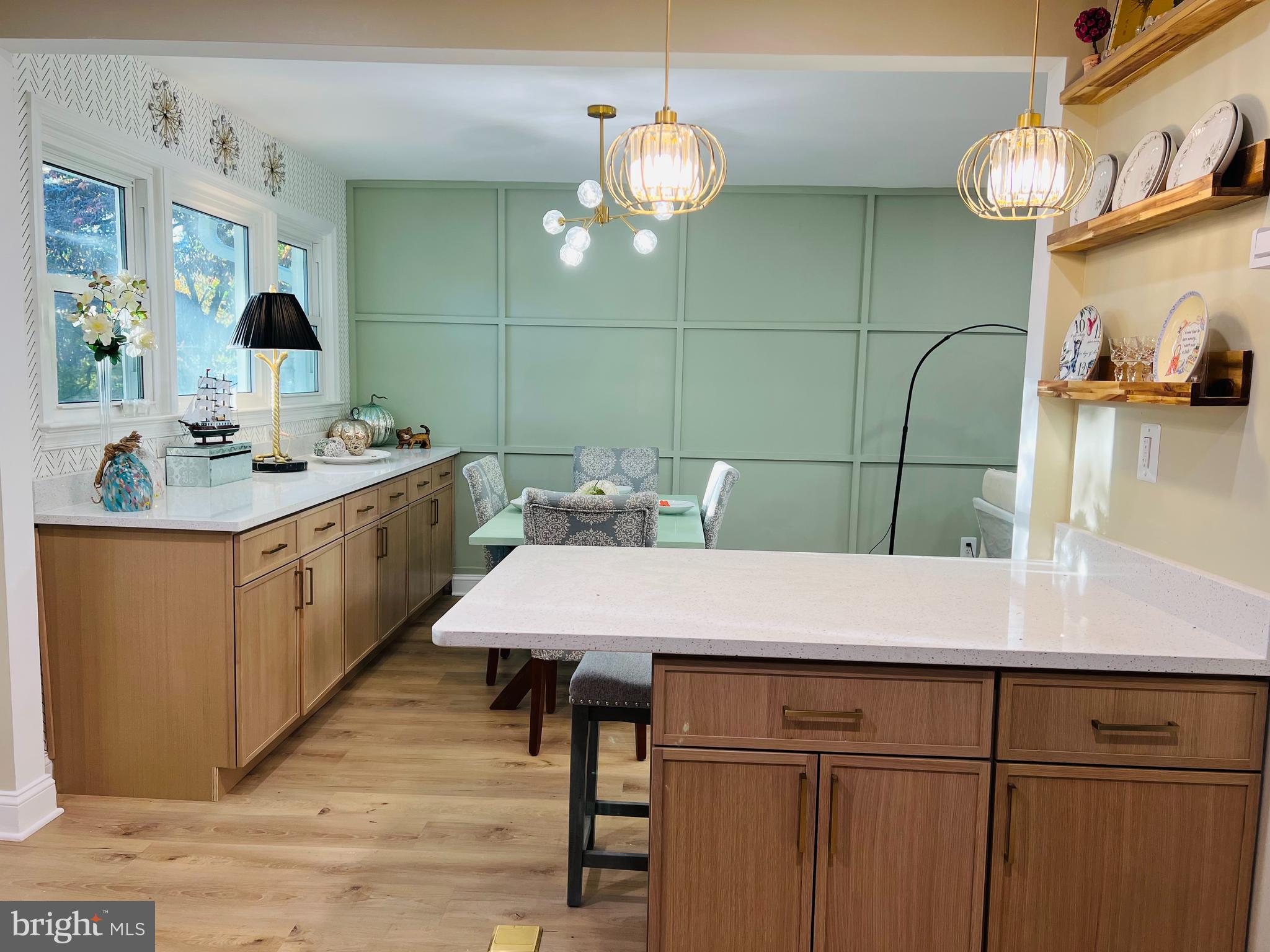 WOODSIDE - Residential