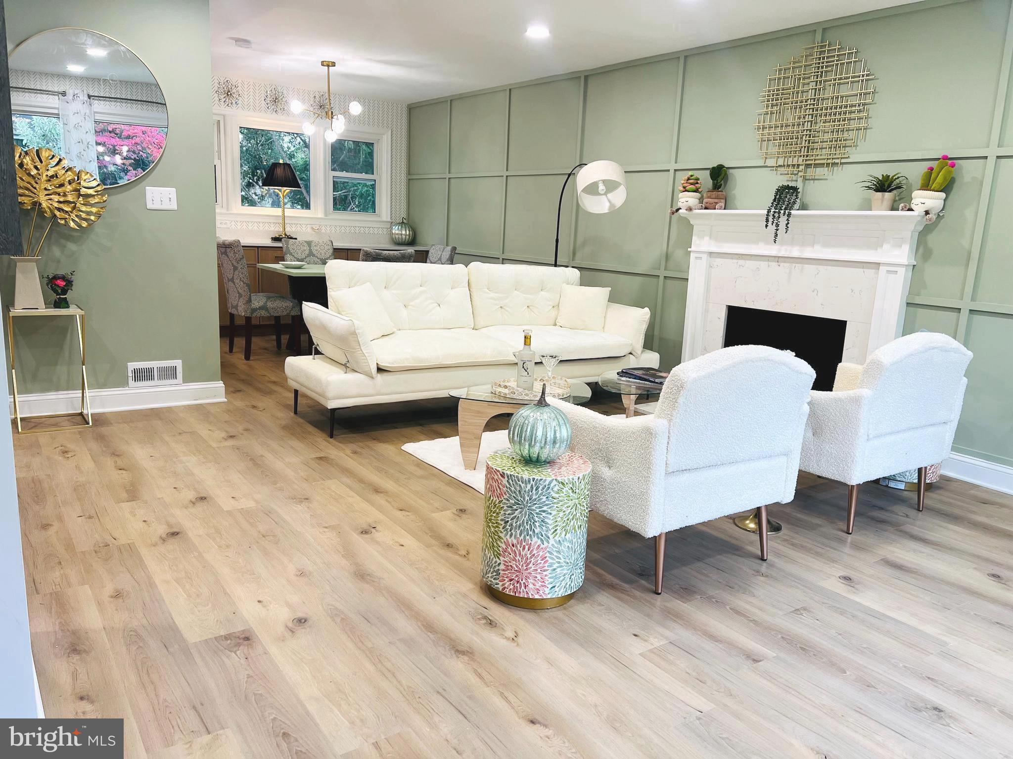 WOODSIDE - Residential