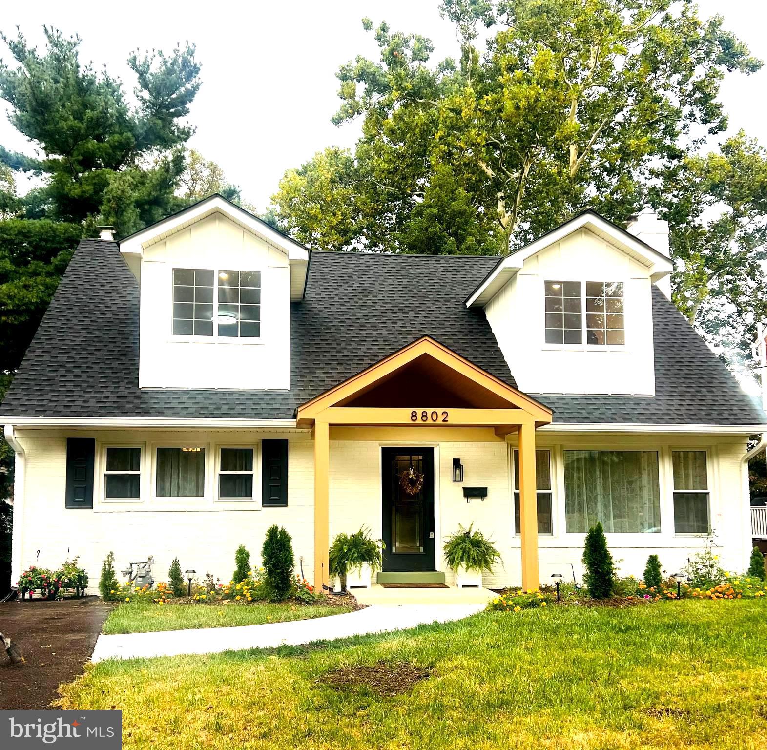 WOODSIDE - Residential