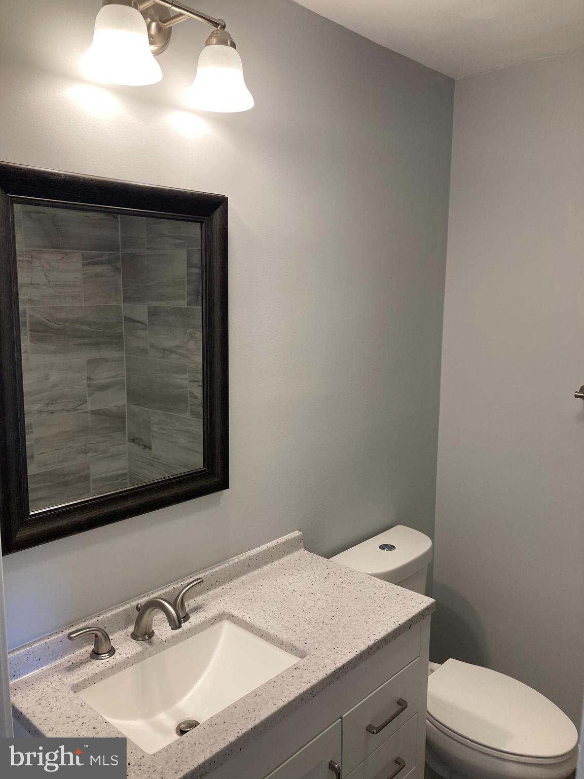 ABERDEEN HILLS - Residential Lease