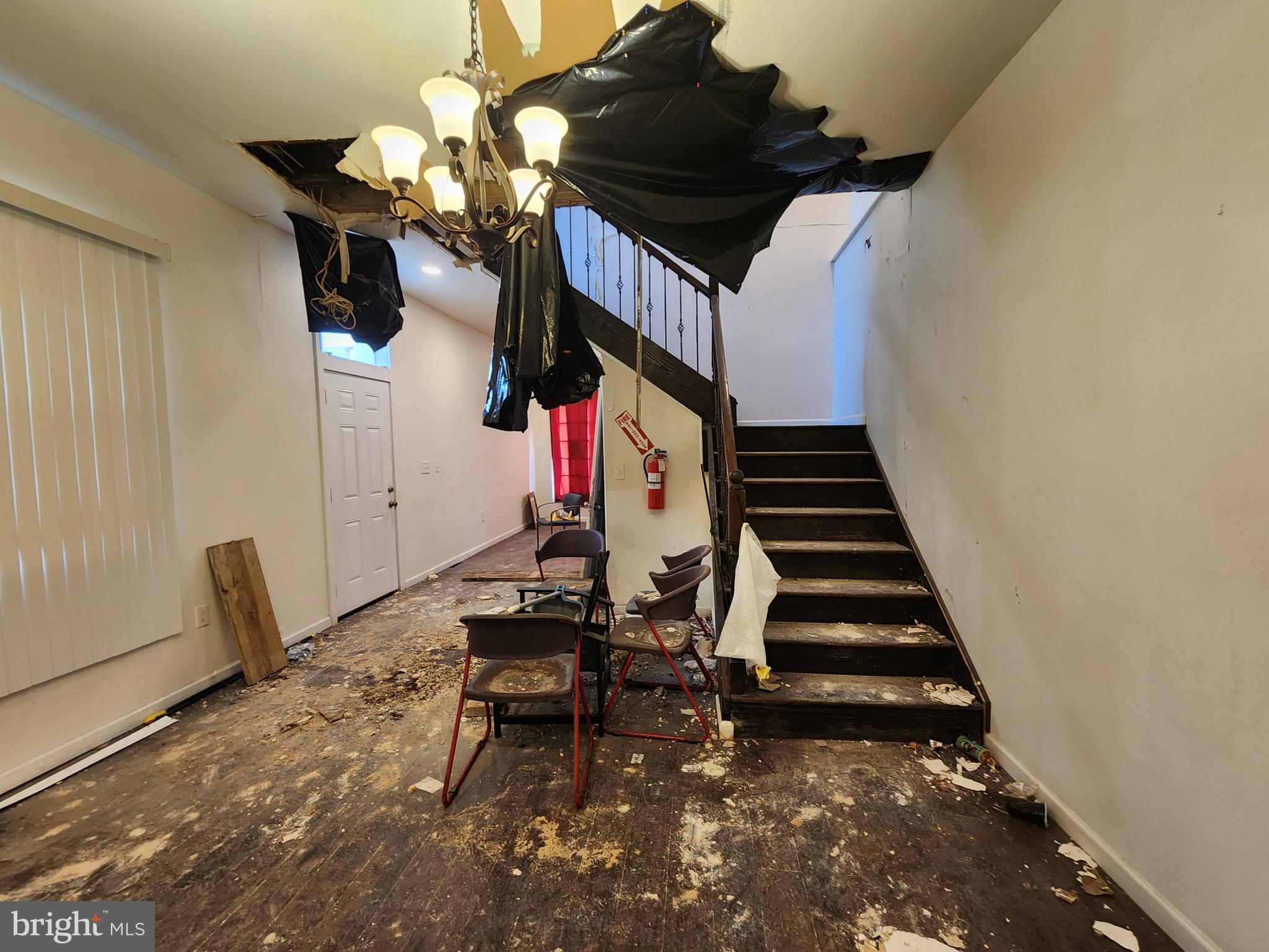 SANDTOWN-WINCHESTER - Commercial Sale