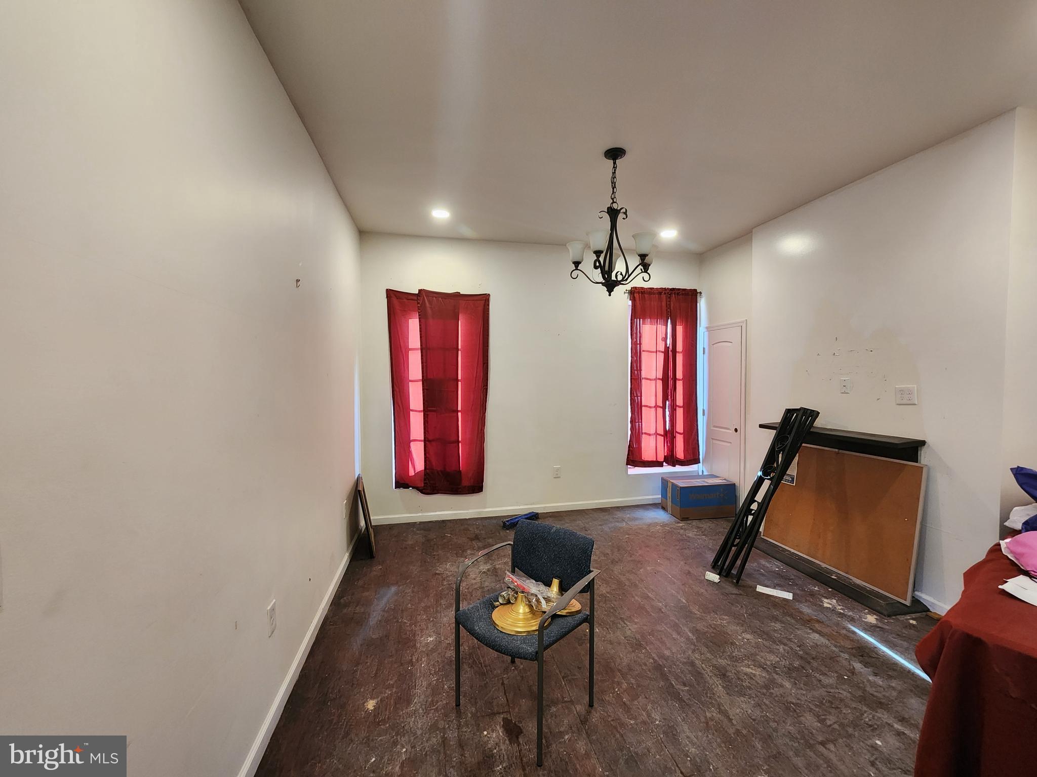 SANDTOWN-WINCHESTER - Commercial Sale