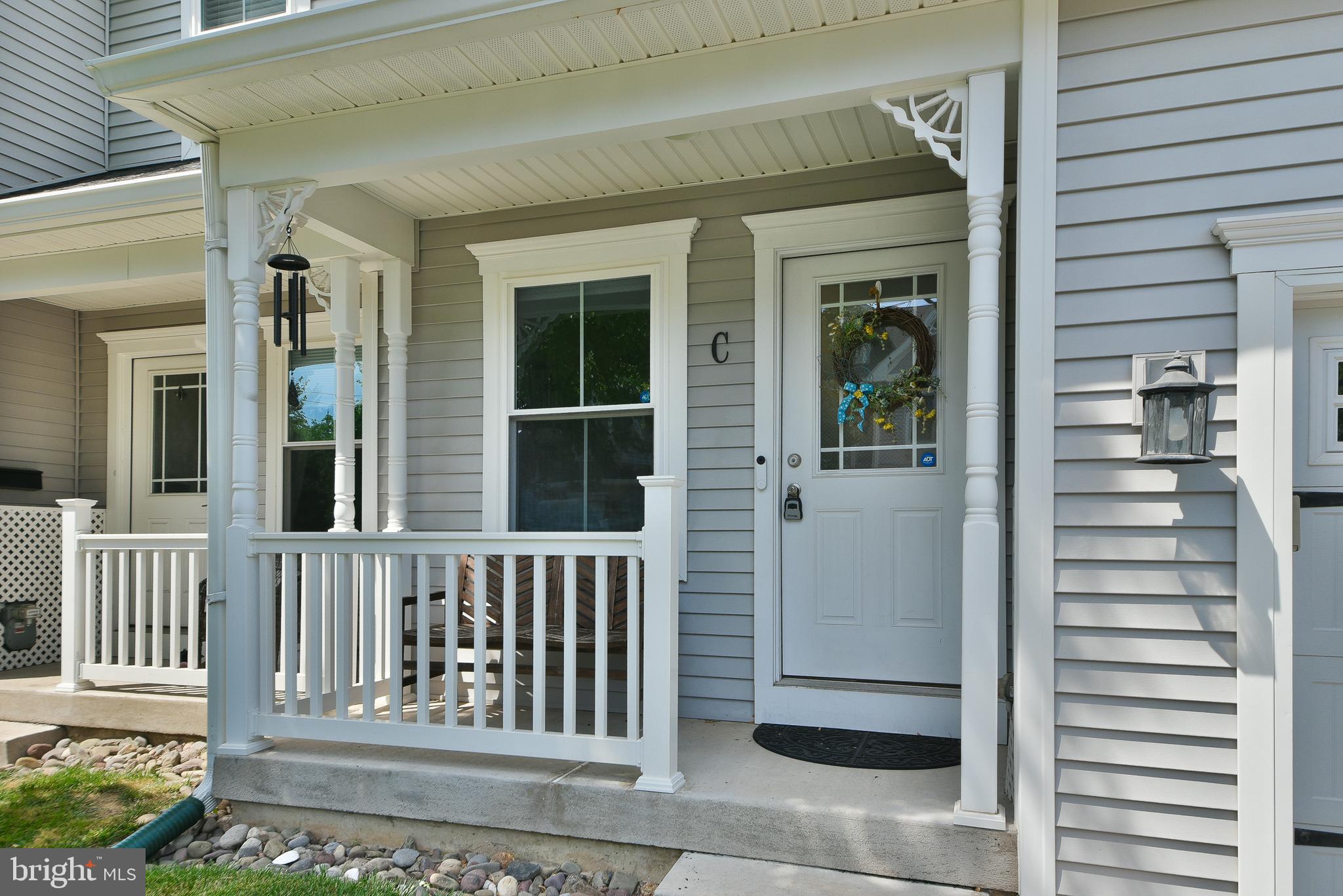 TOWNHOUSES AT CROOKED BILLET - Residential