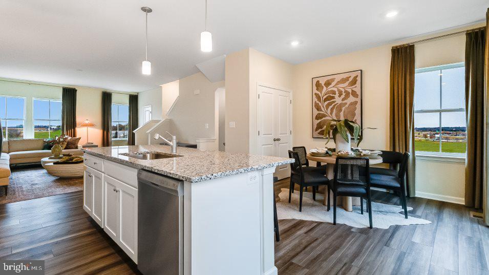 RED CLOVER MEADOWS - Residential