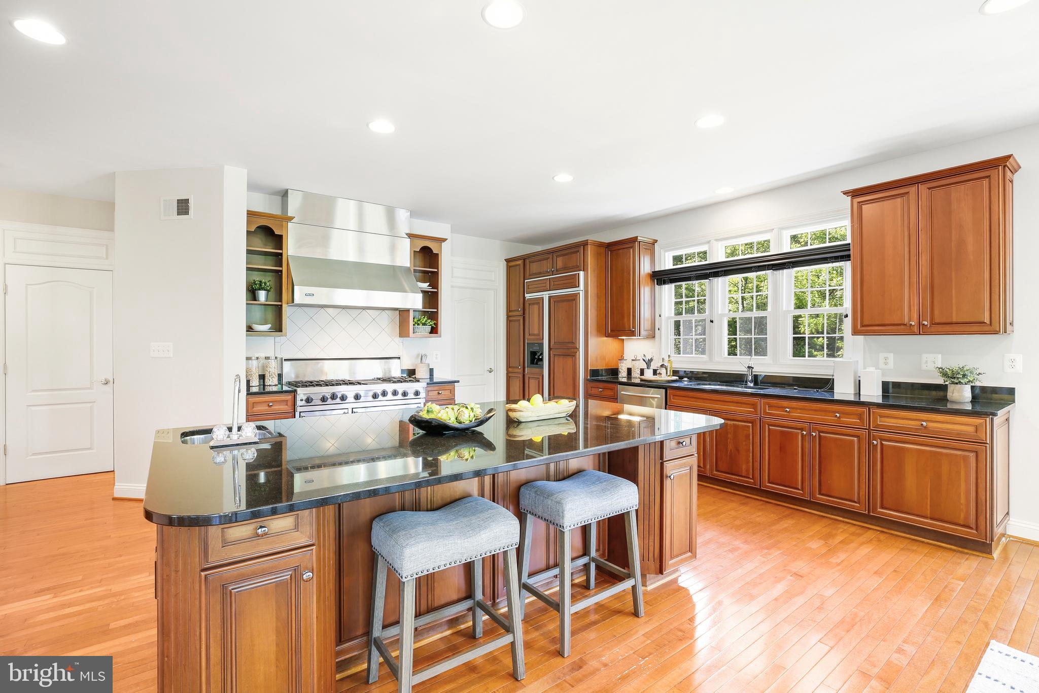 BROOKEFIELD - Residential