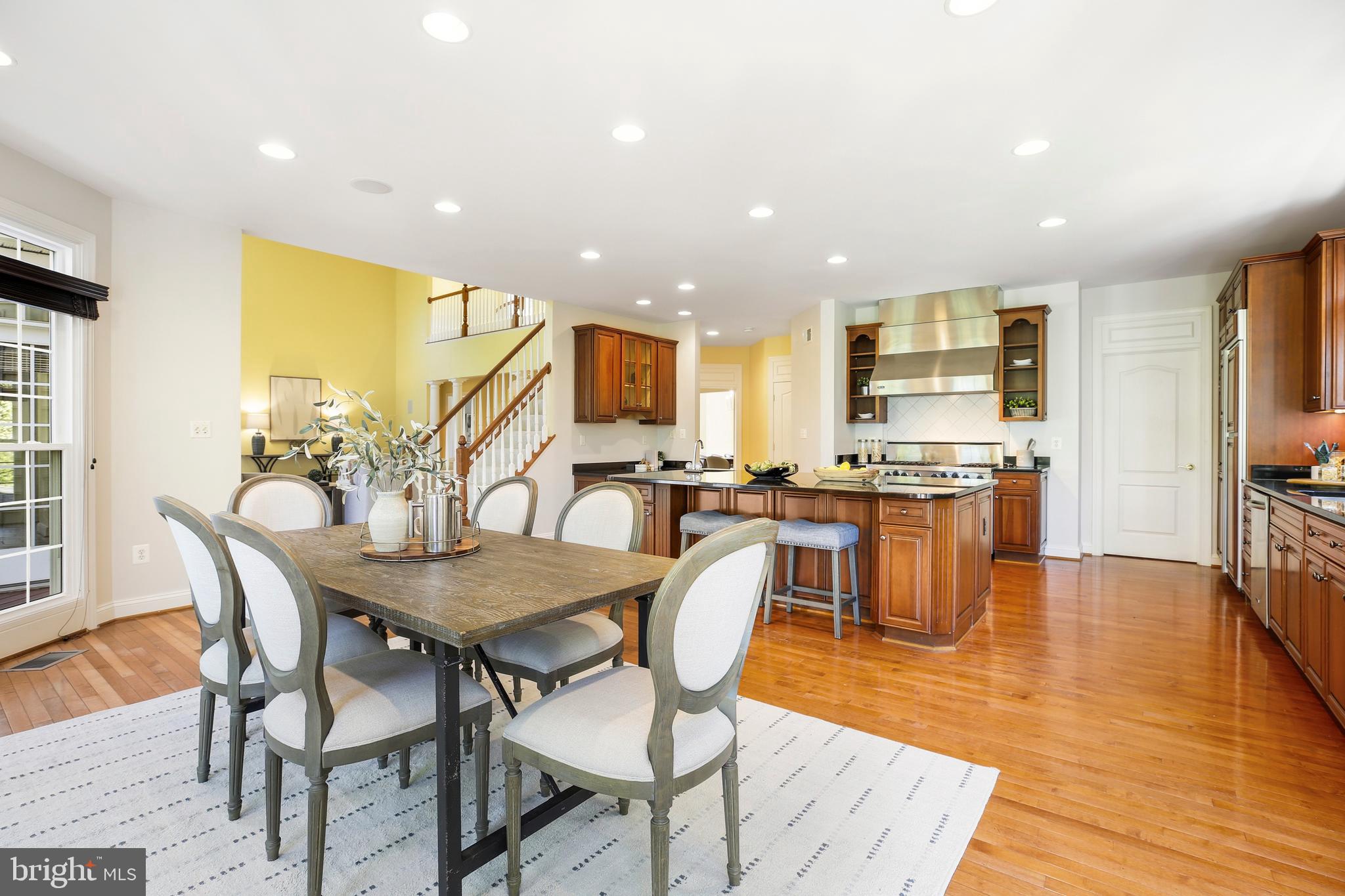 BROOKEFIELD - Residential