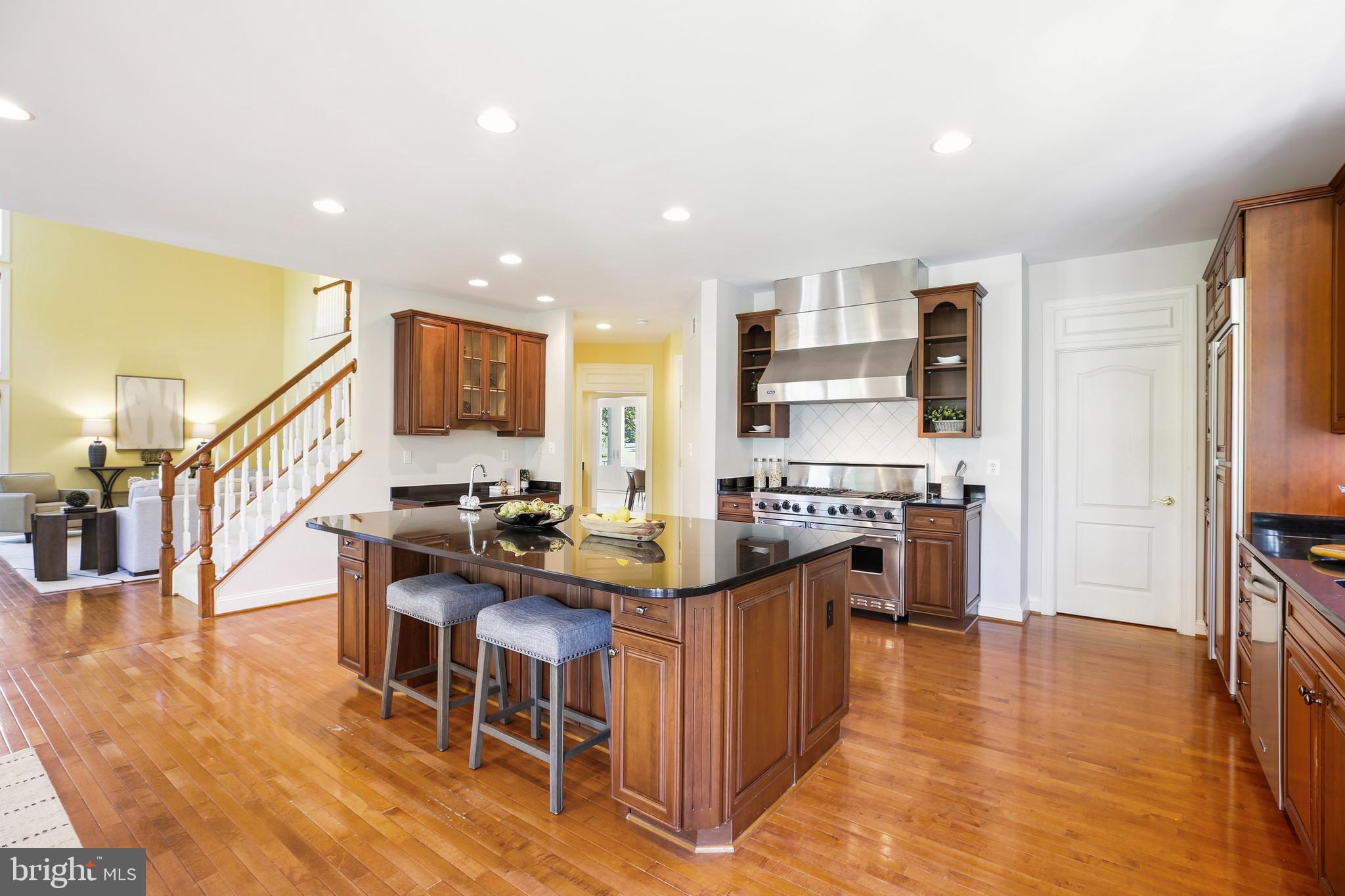 BROOKEFIELD - Residential