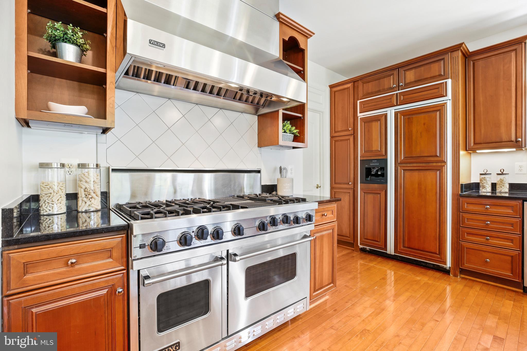 BROOKEFIELD - Residential