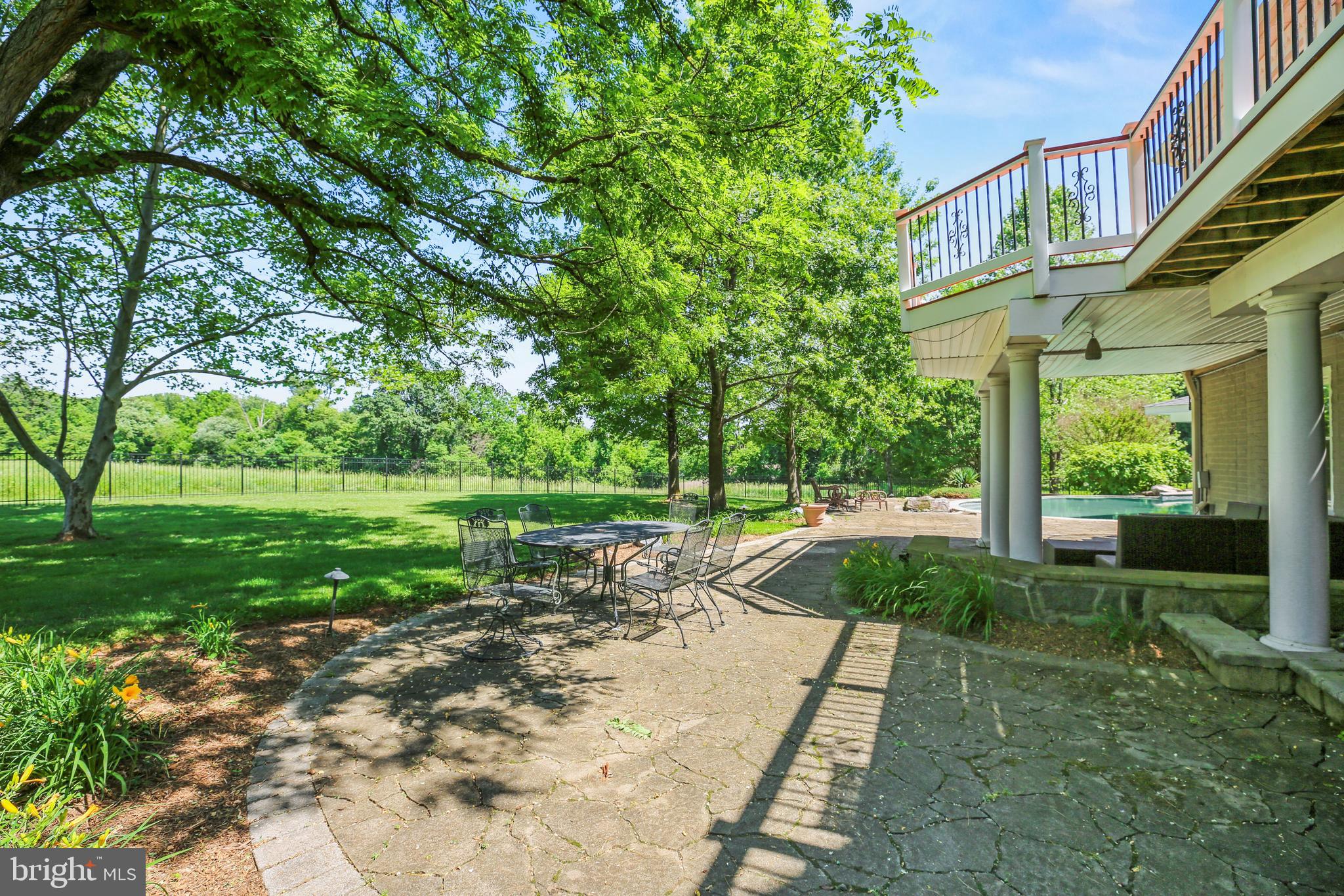 BROOKEFIELD - Residential
