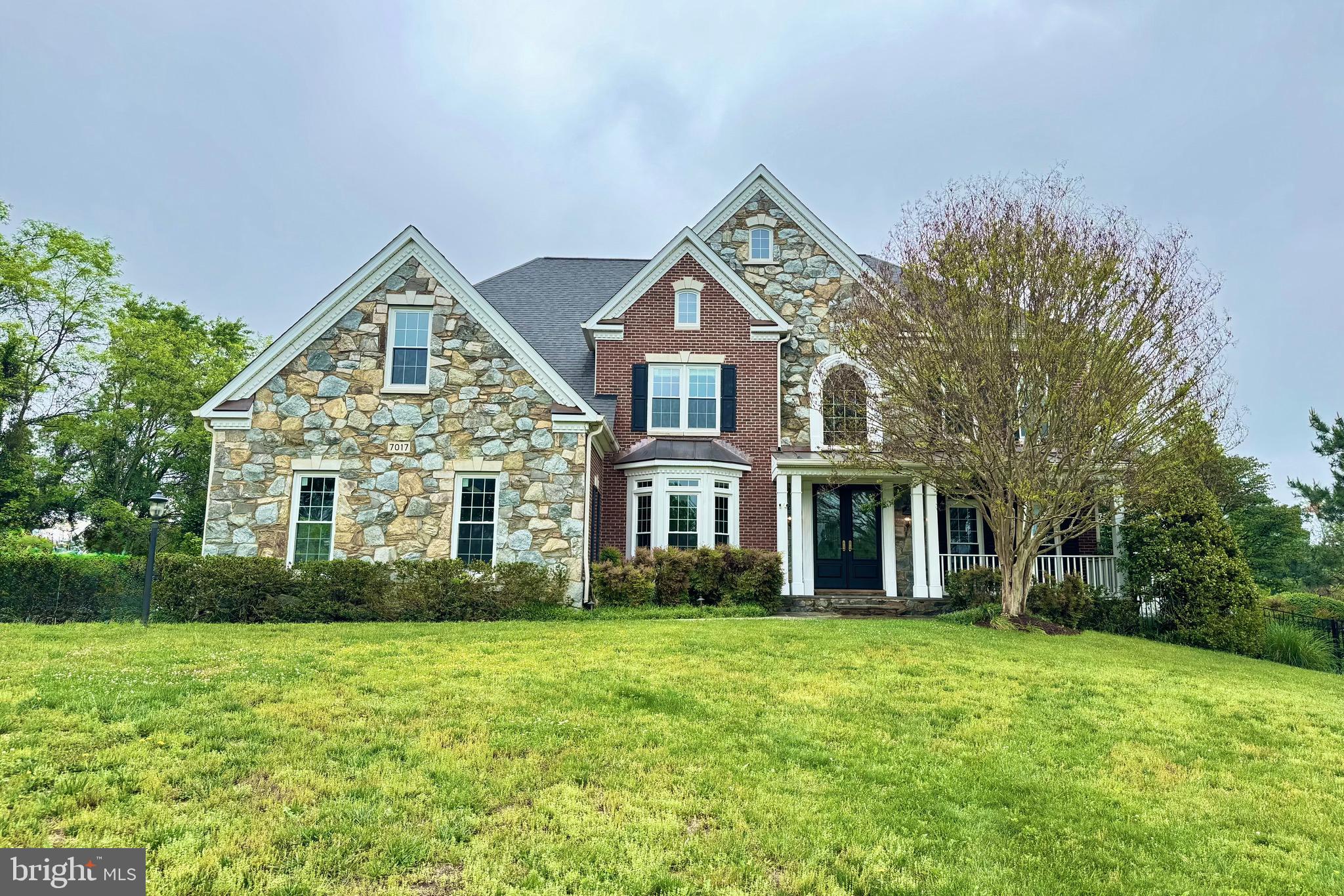 BROOKEFIELD - Residential