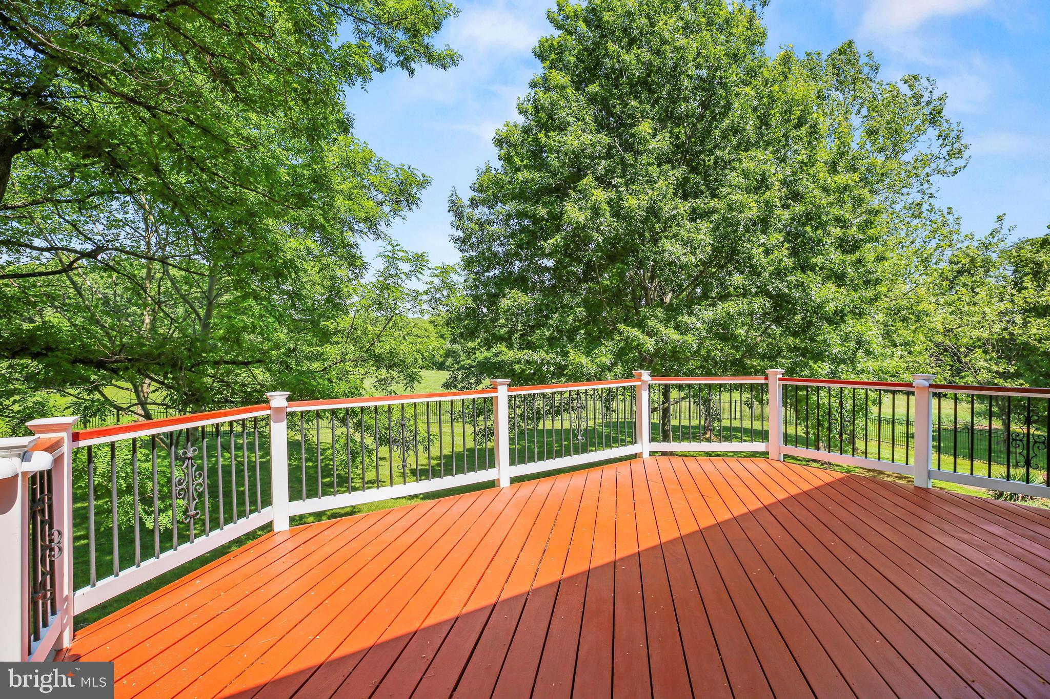 BROOKEFIELD - Residential