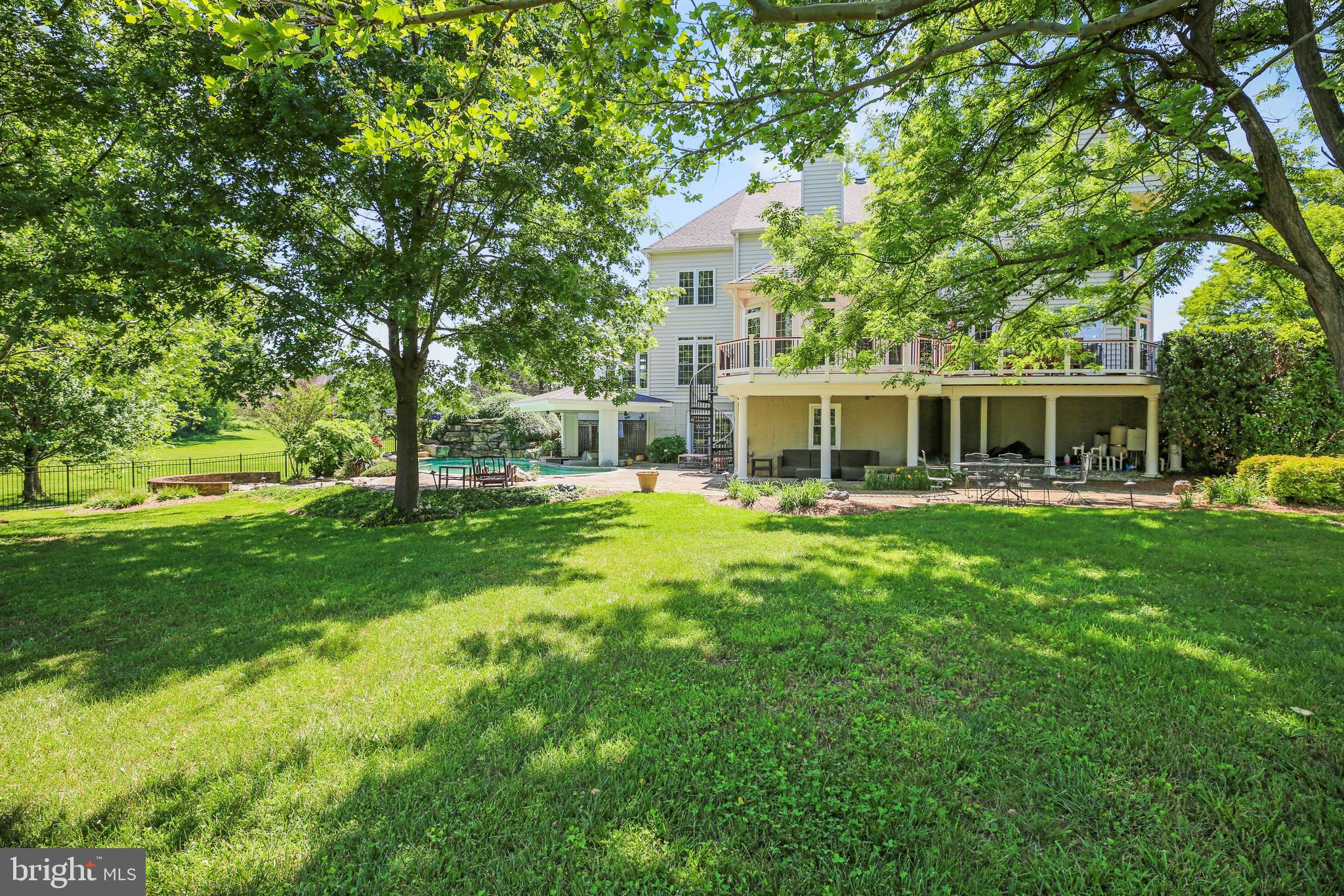 BROOKEFIELD - Residential