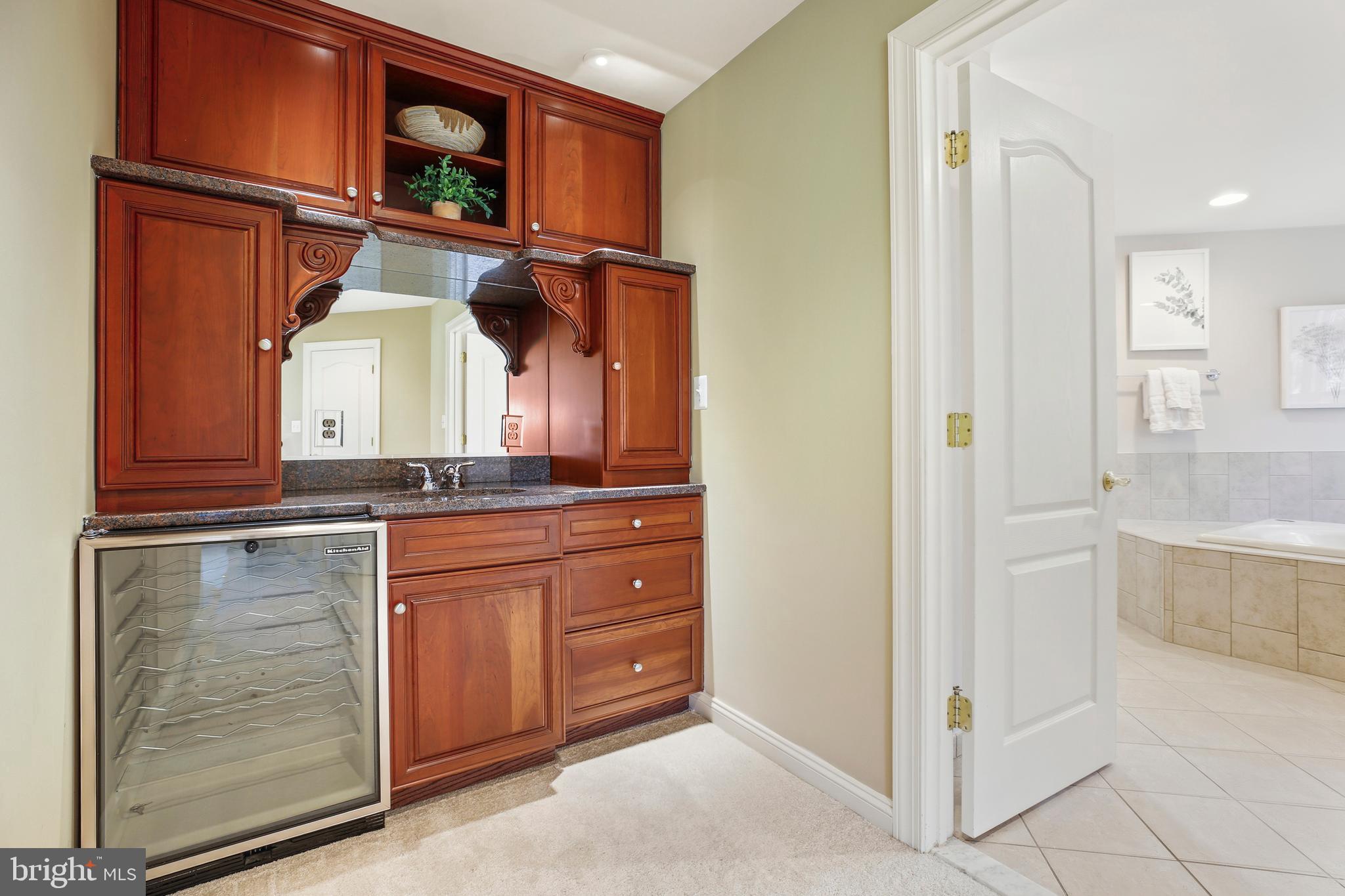 BROOKEFIELD - Residential