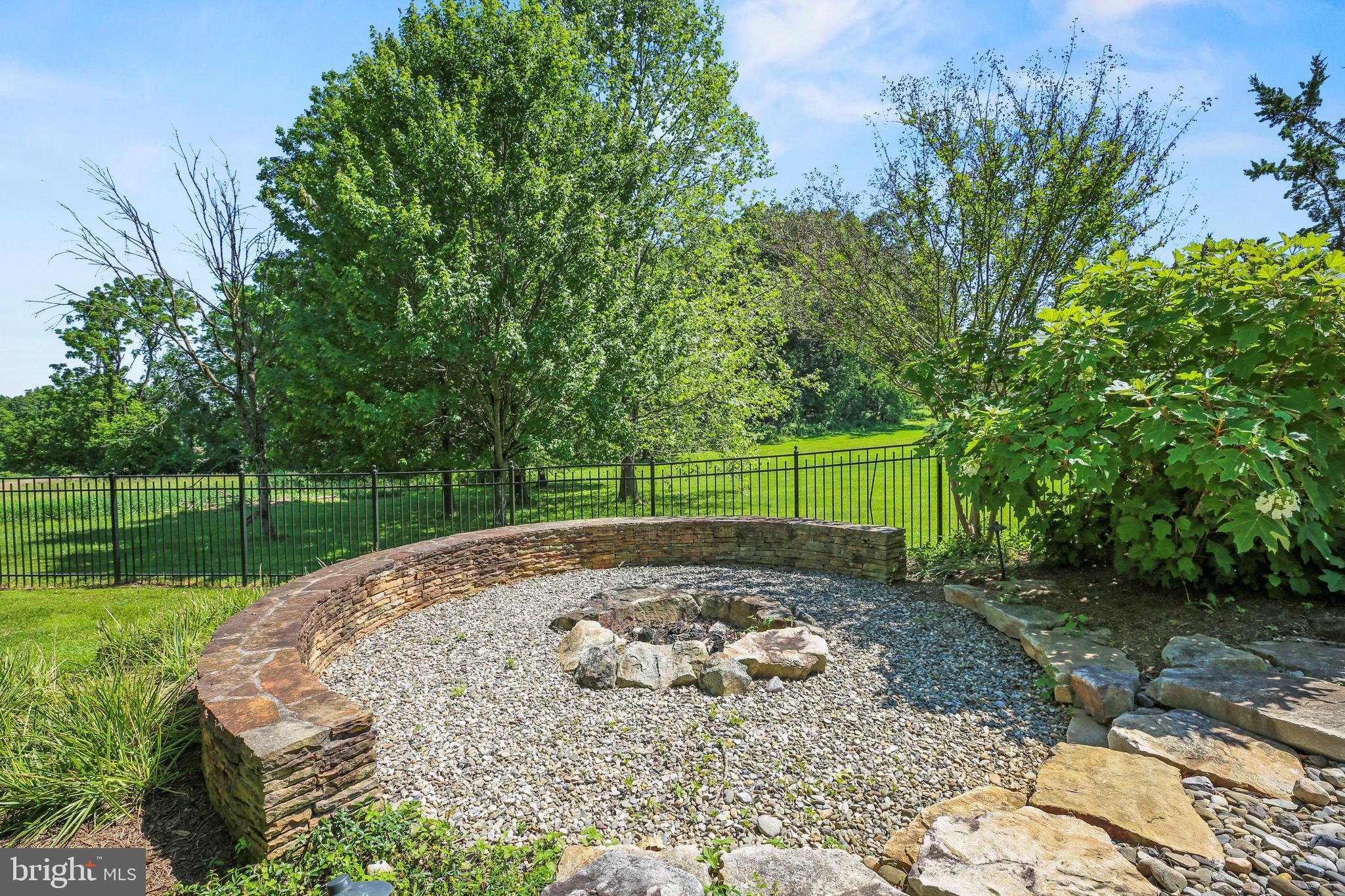 BROOKEFIELD - Residential