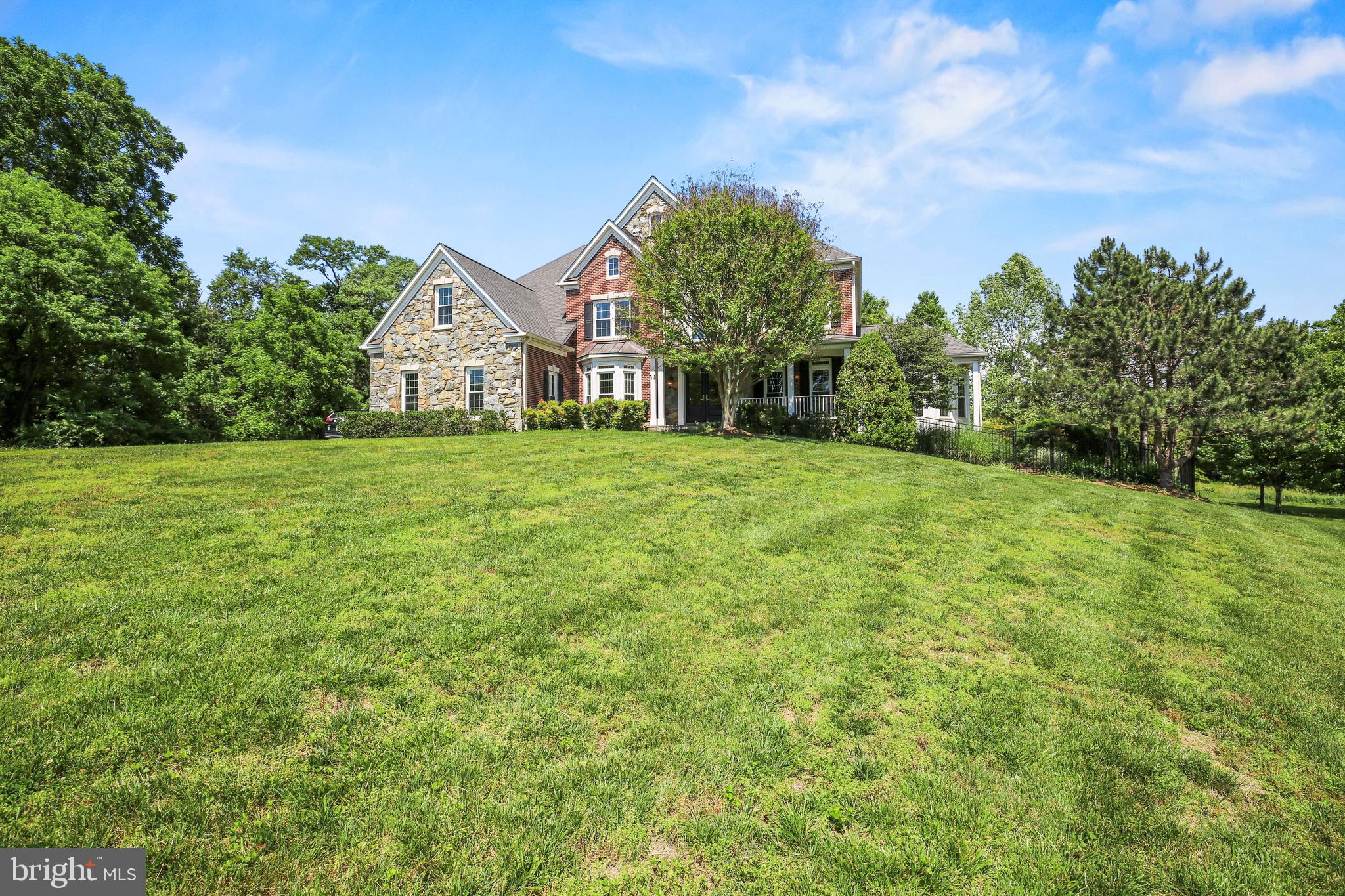 BROOKEFIELD - Residential