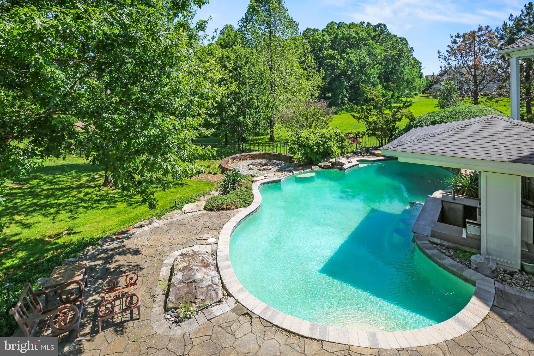 BROOKEFIELD - Residential