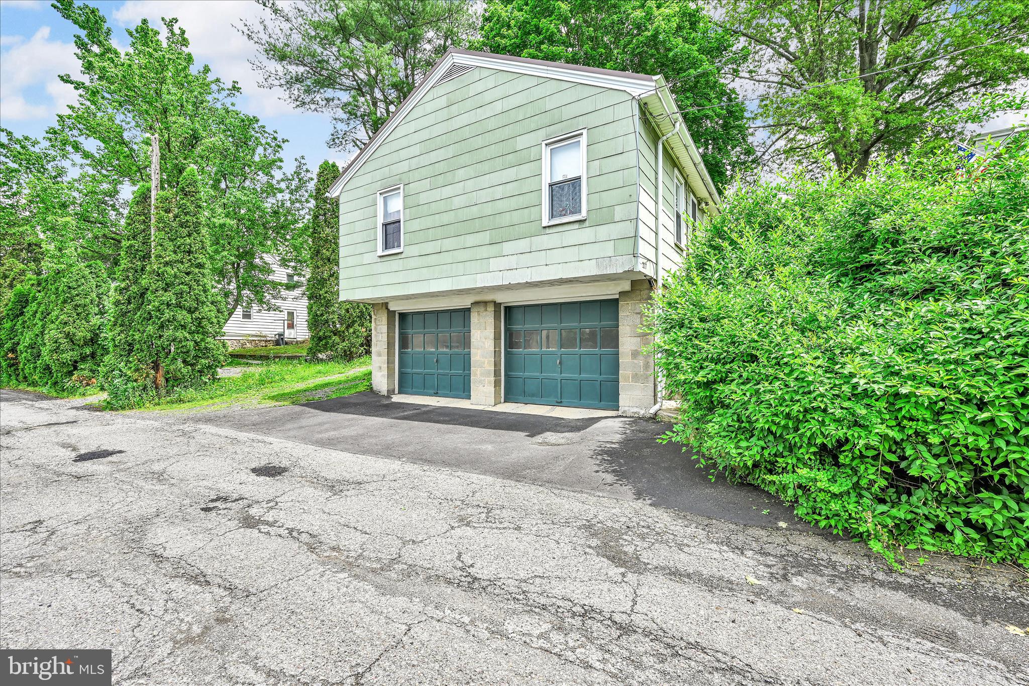 SCHUYLKILL HAVEN - Residential