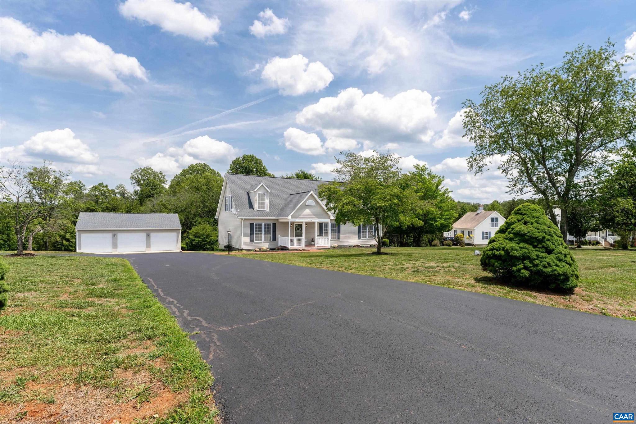 VALLEY VIEW ESTATES - Residential