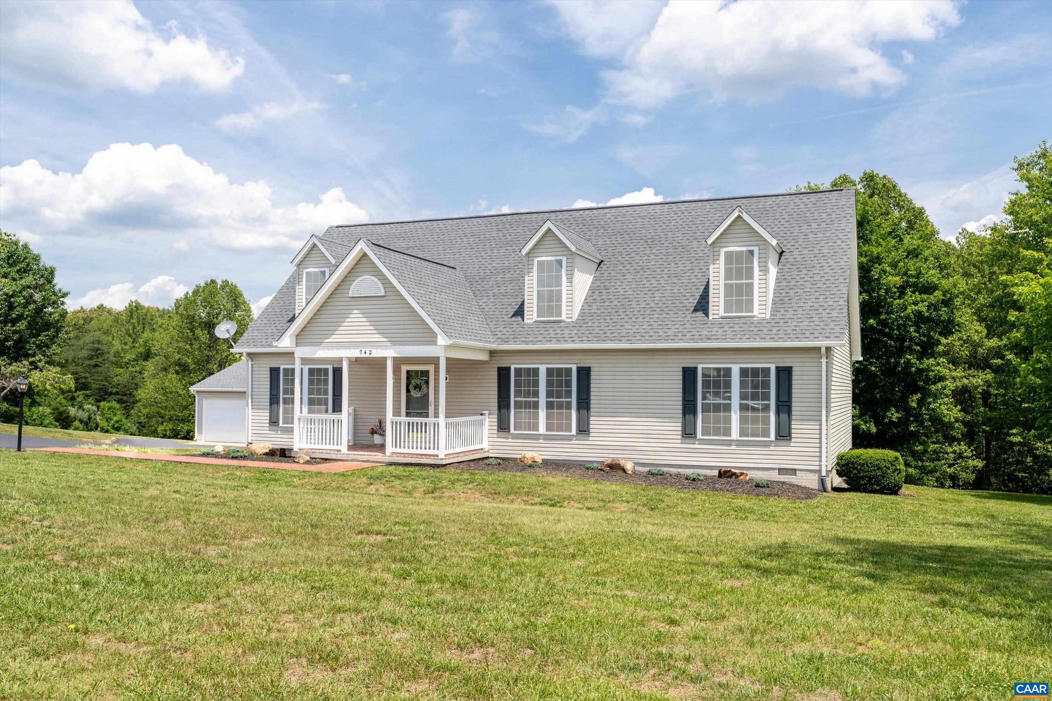 VALLEY VIEW ESTATES - Residential