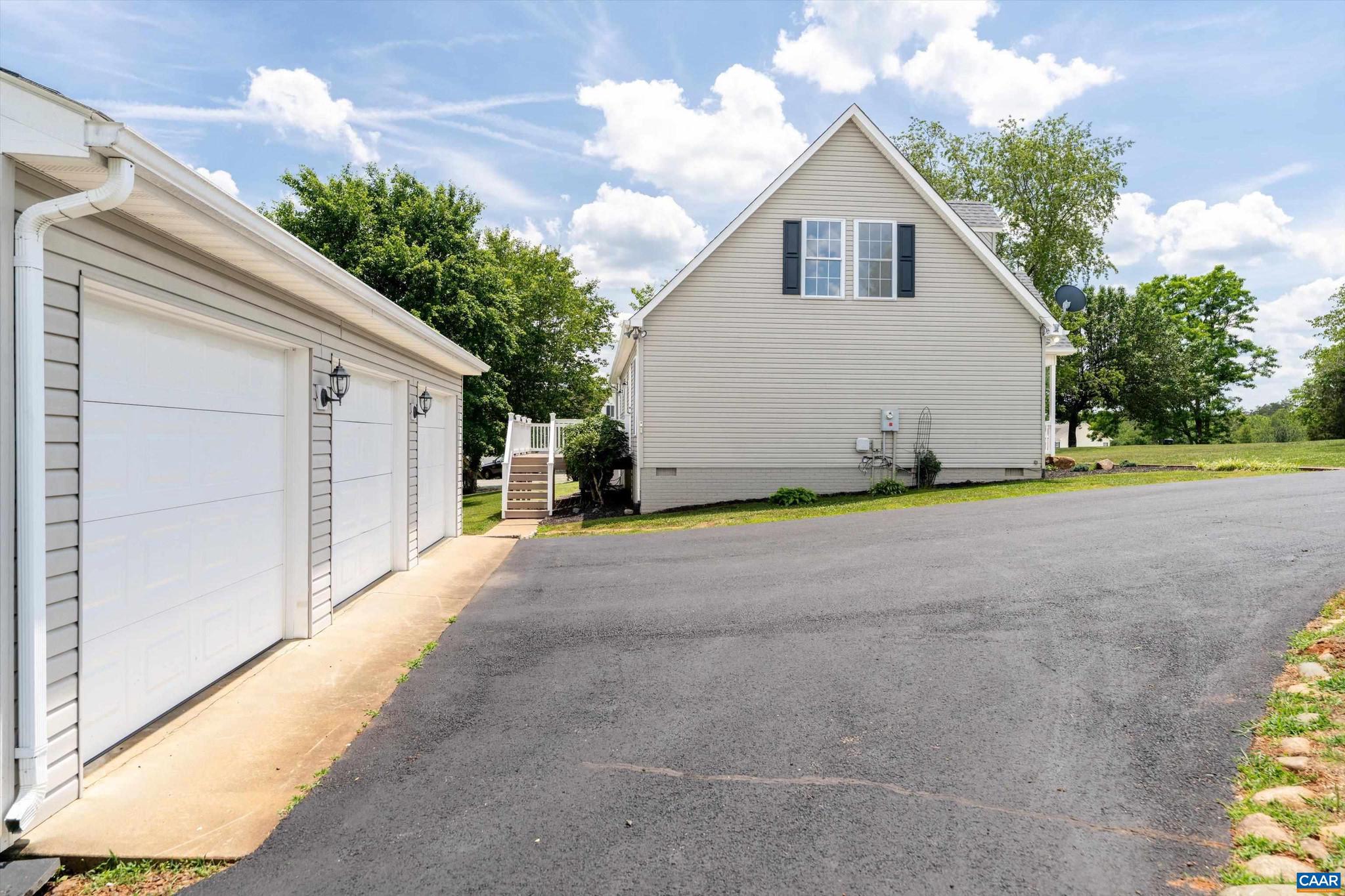 VALLEY VIEW ESTATES - Residential