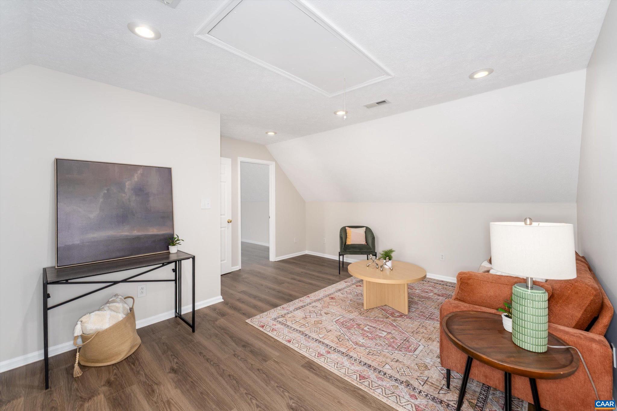 VALLEY VIEW ESTATES - Residential