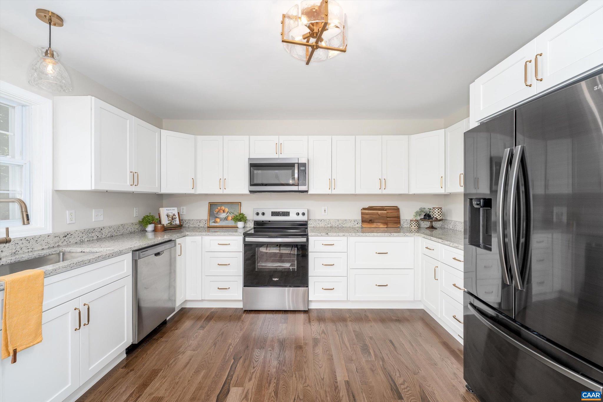 VALLEY VIEW ESTATES - Residential