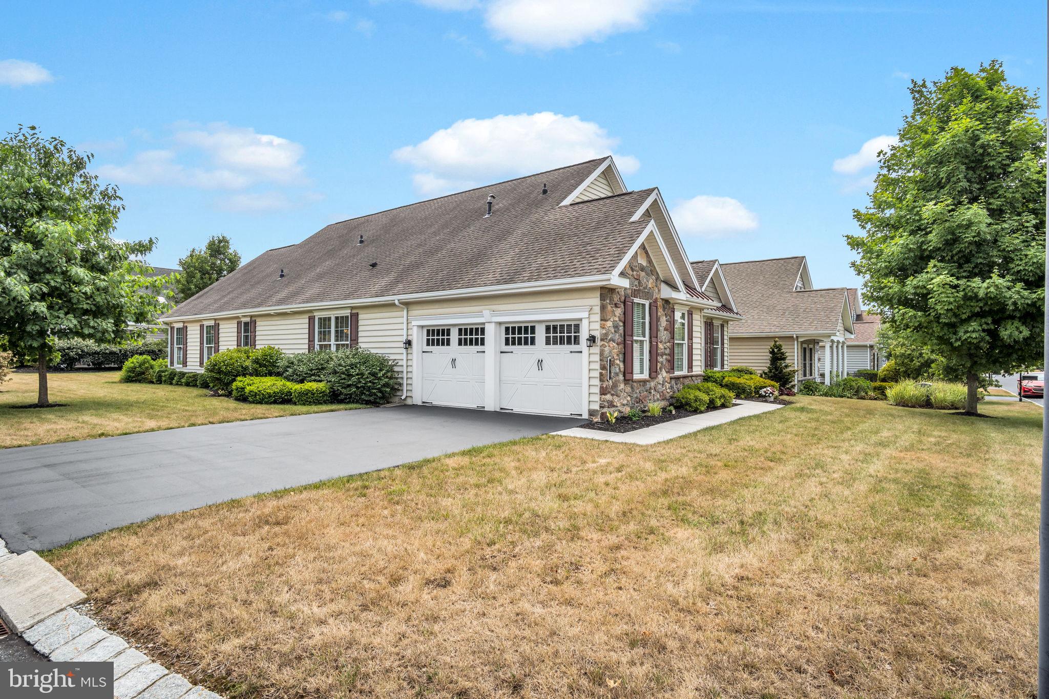 TRADITIONS OF AMERICA AT SILVER SPRING - Residential