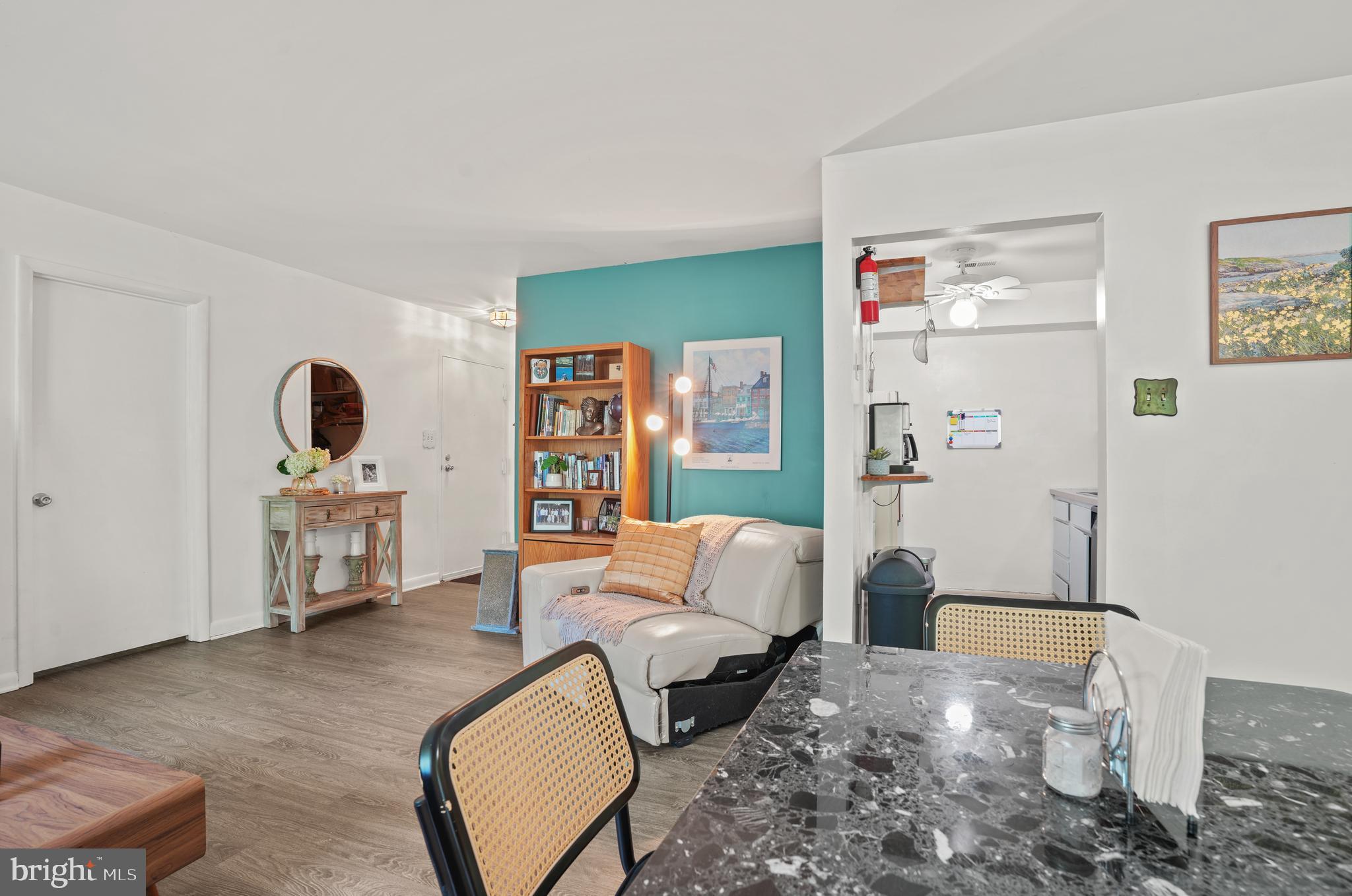 VILLAGE OF LONG REACH - Residential