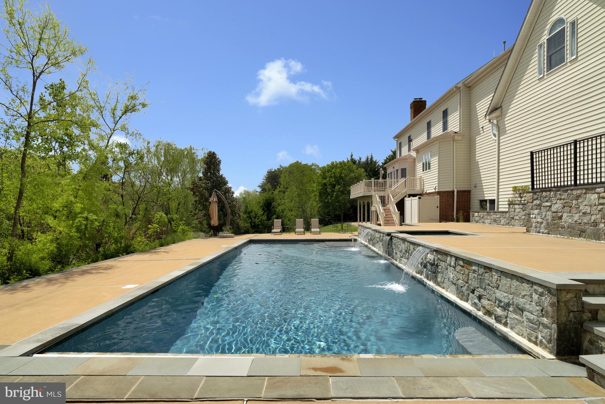 COLVIN MILL RUN - Residential
