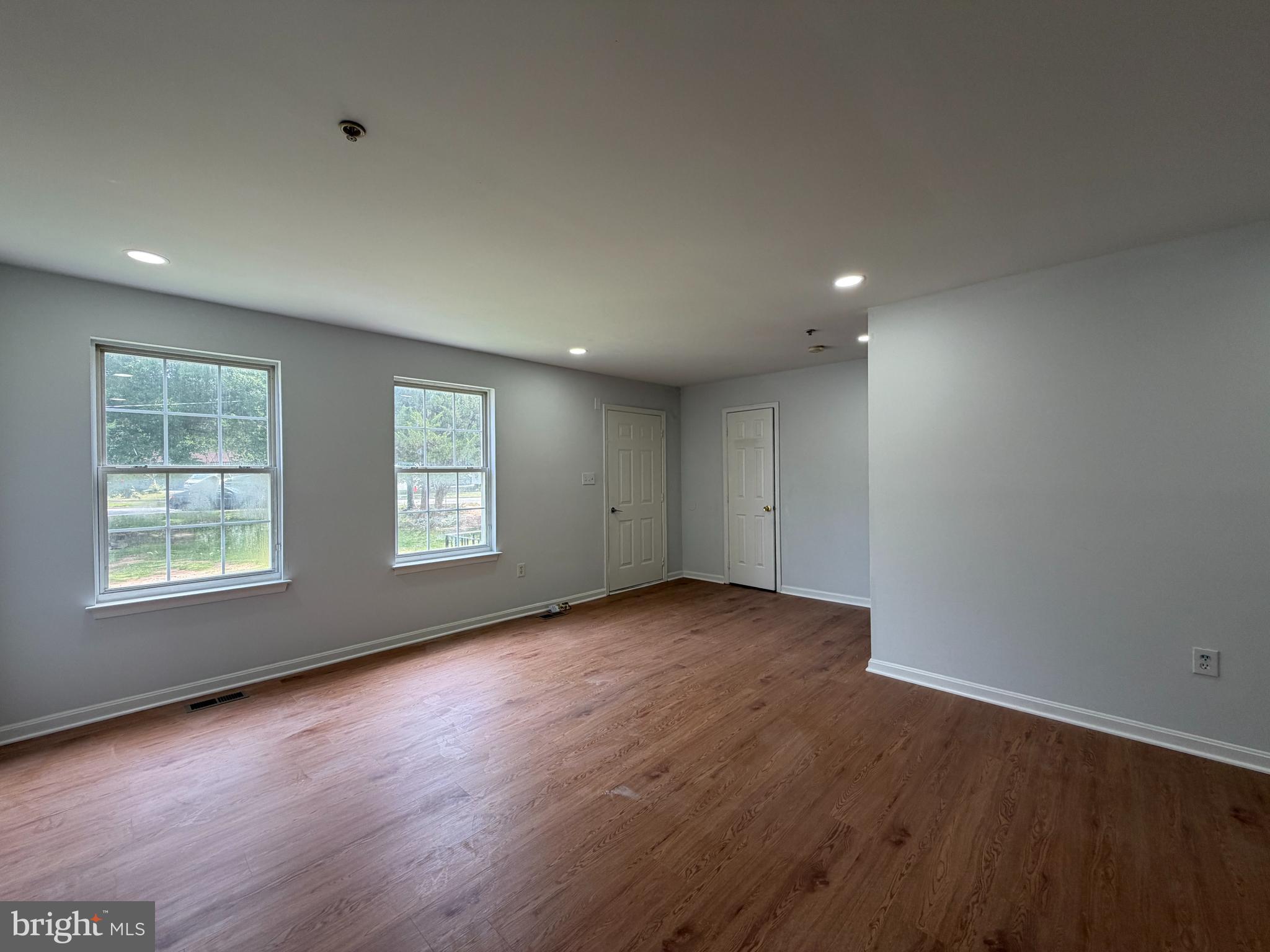 WEST LANHAM - Residential