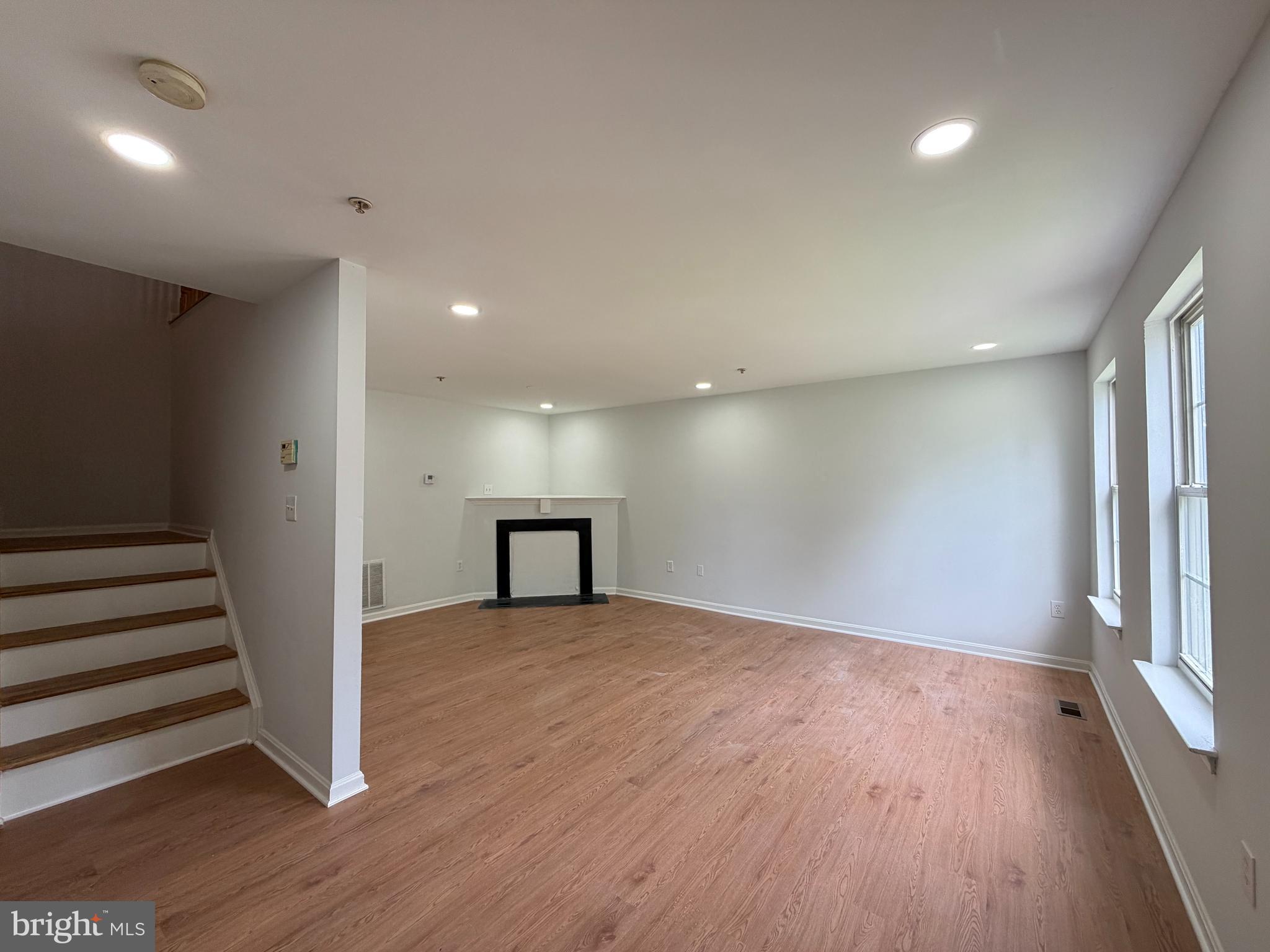 WEST LANHAM - Residential