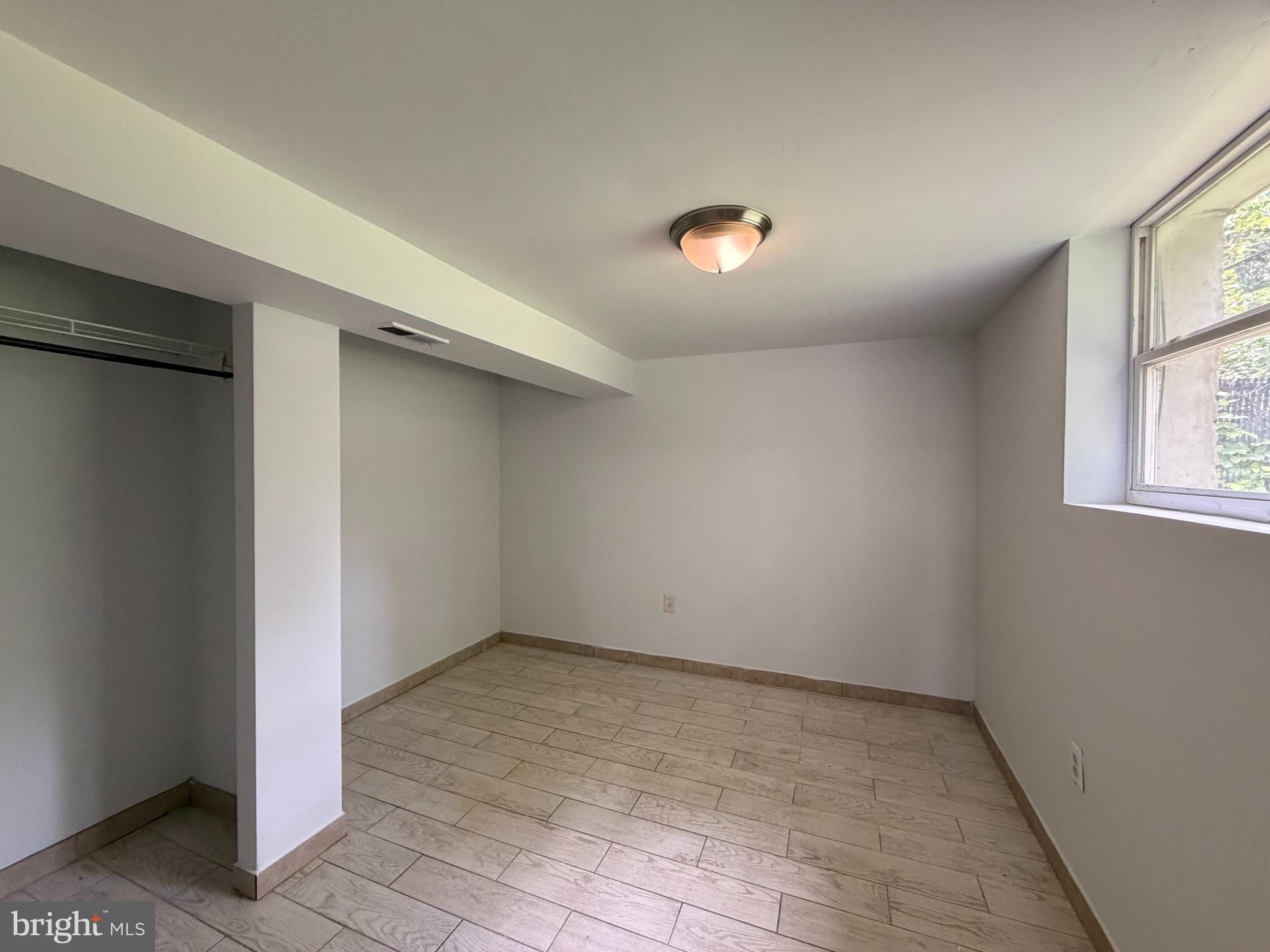 WEST LANHAM - Residential