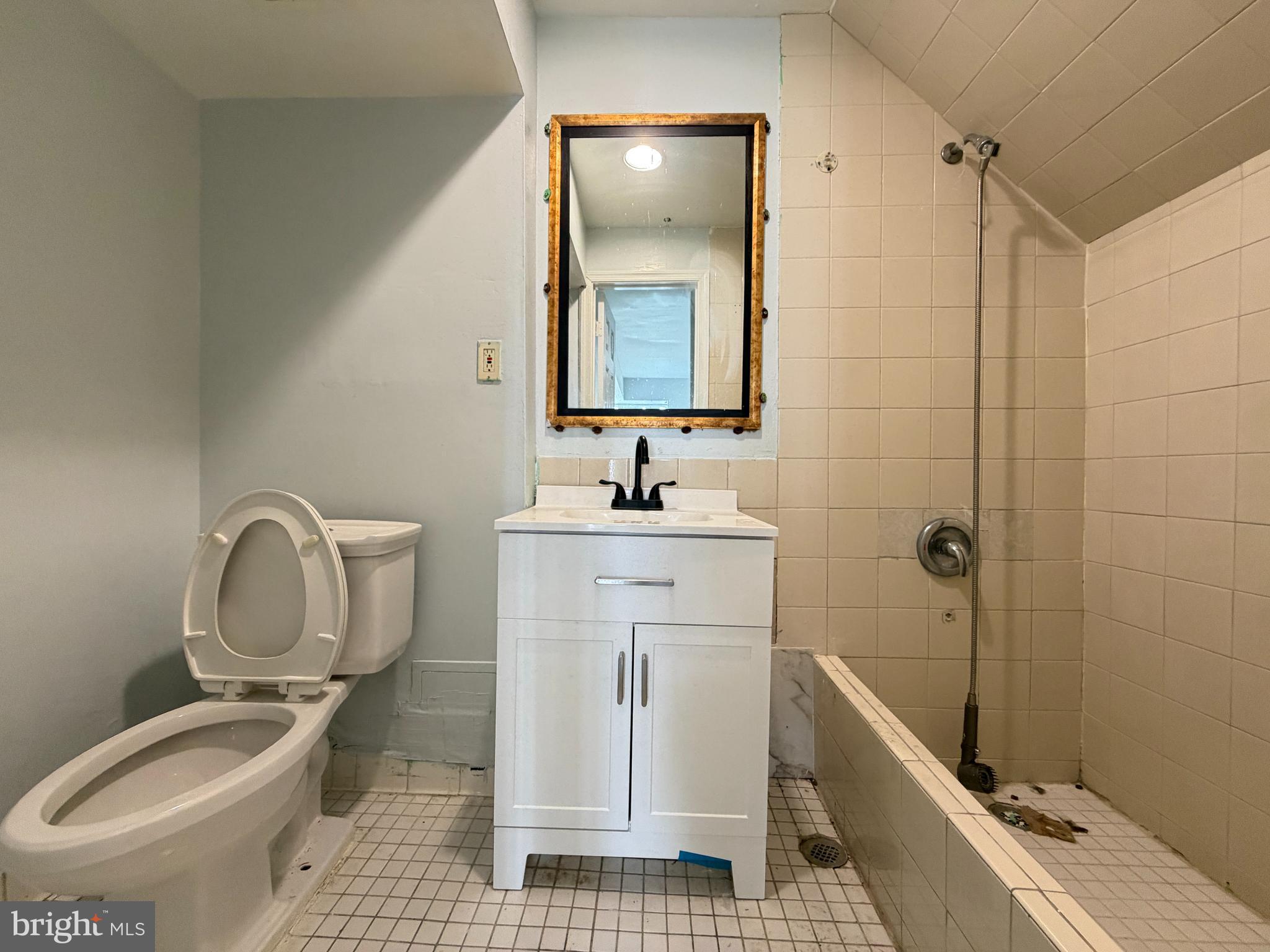 WEST LANHAM - Residential