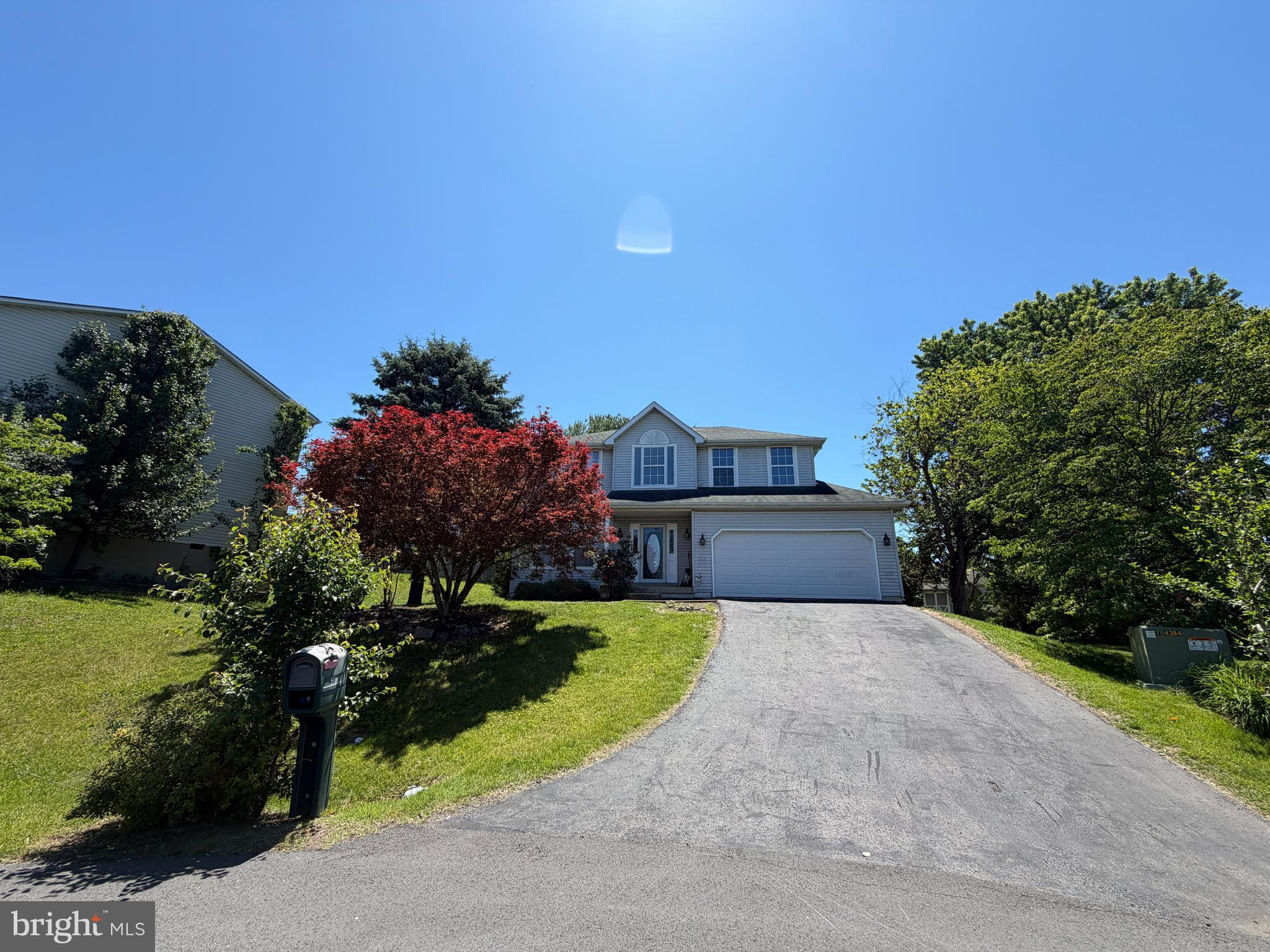 APPLE RIDGE - Residential