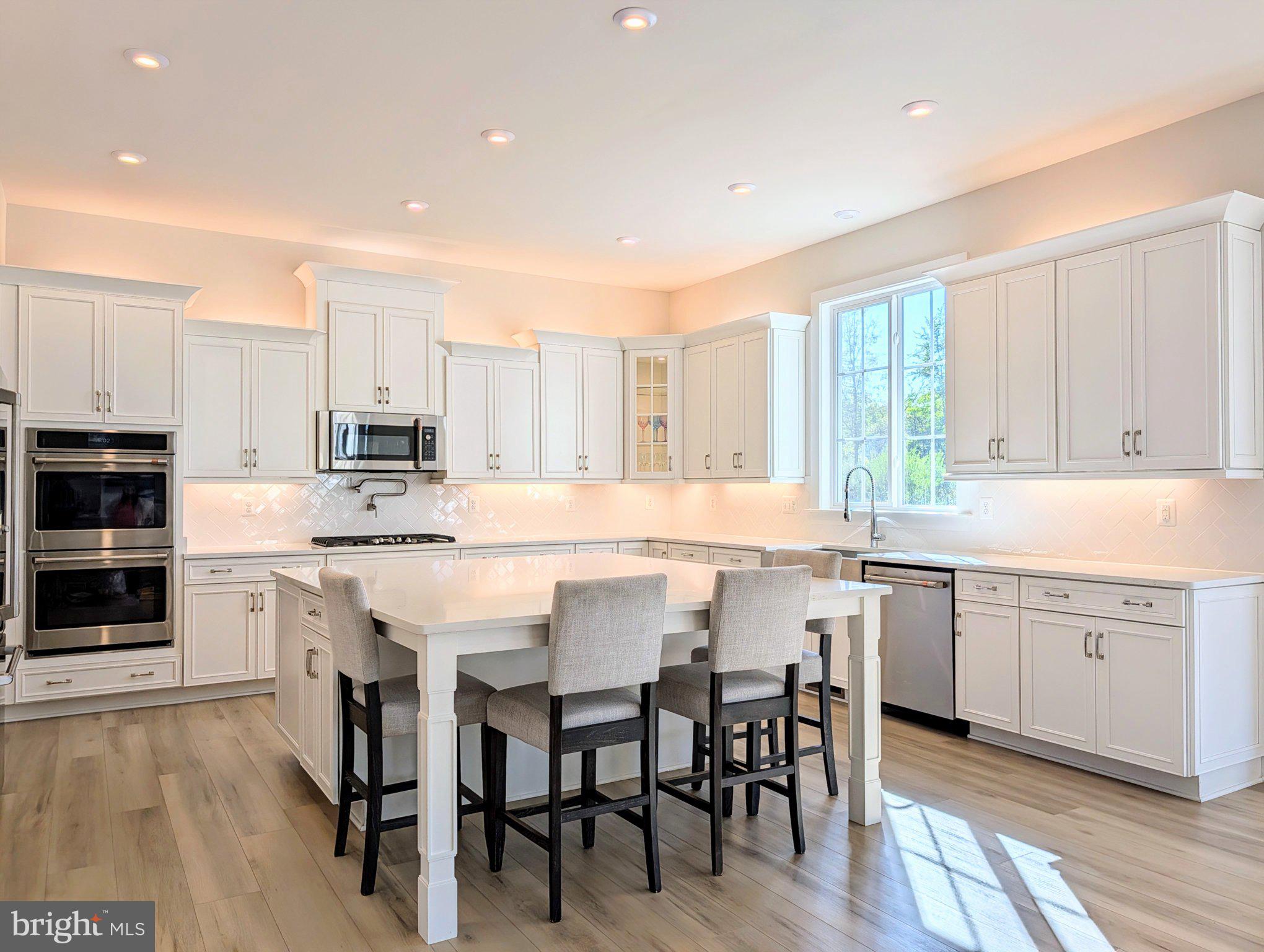 THE RESERVE AT HOLLY SPRINGS - Residential