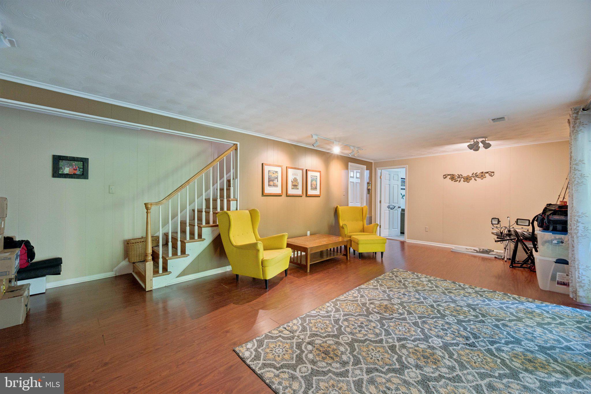 ROCK CREEK MANOR - Residential