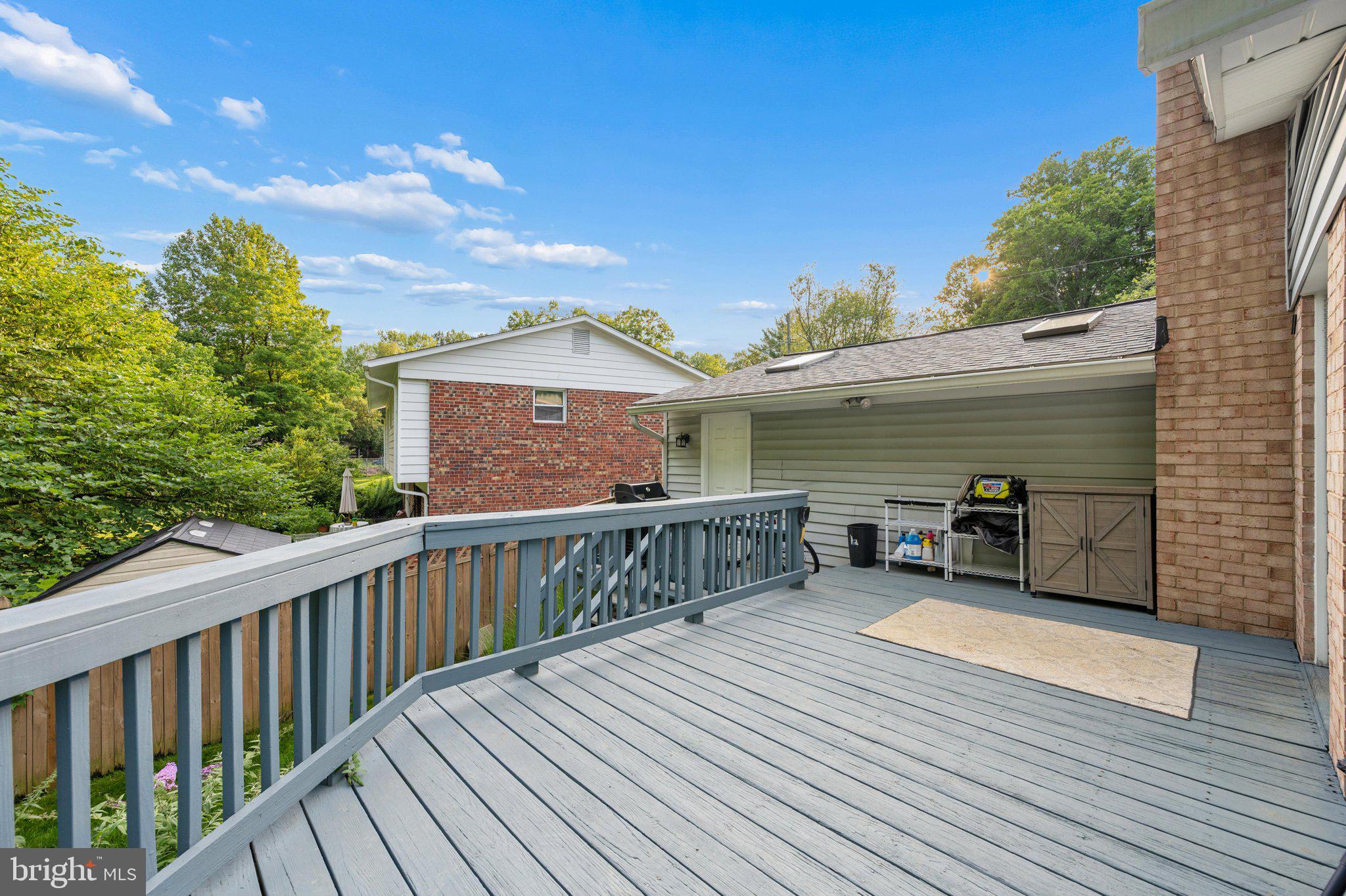ROCK CREEK MANOR - Residential