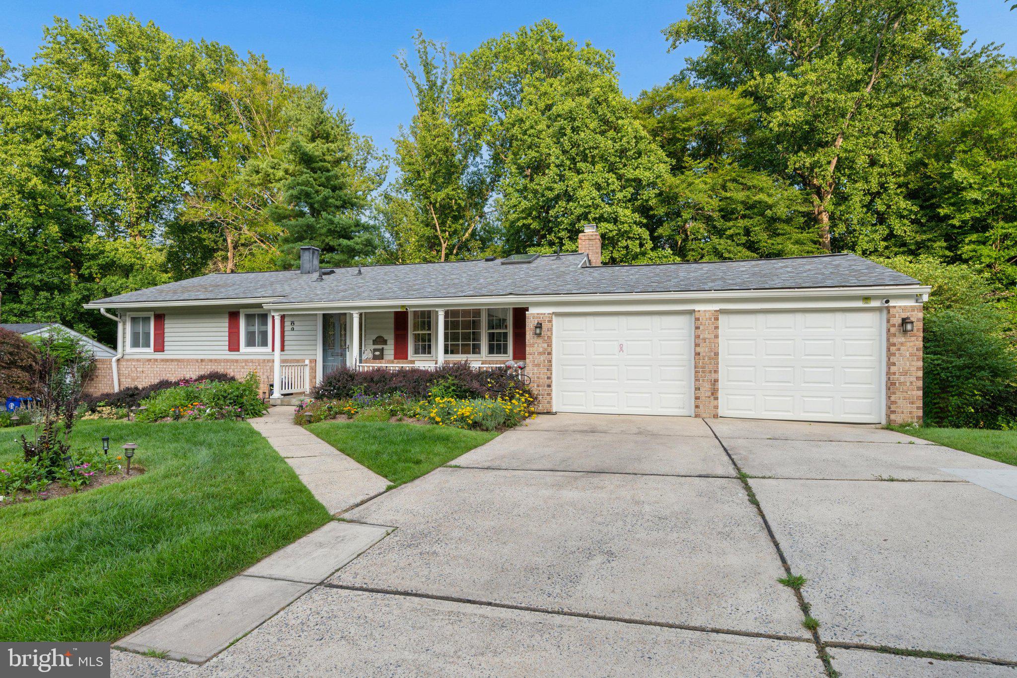 ROCK CREEK MANOR - Residential