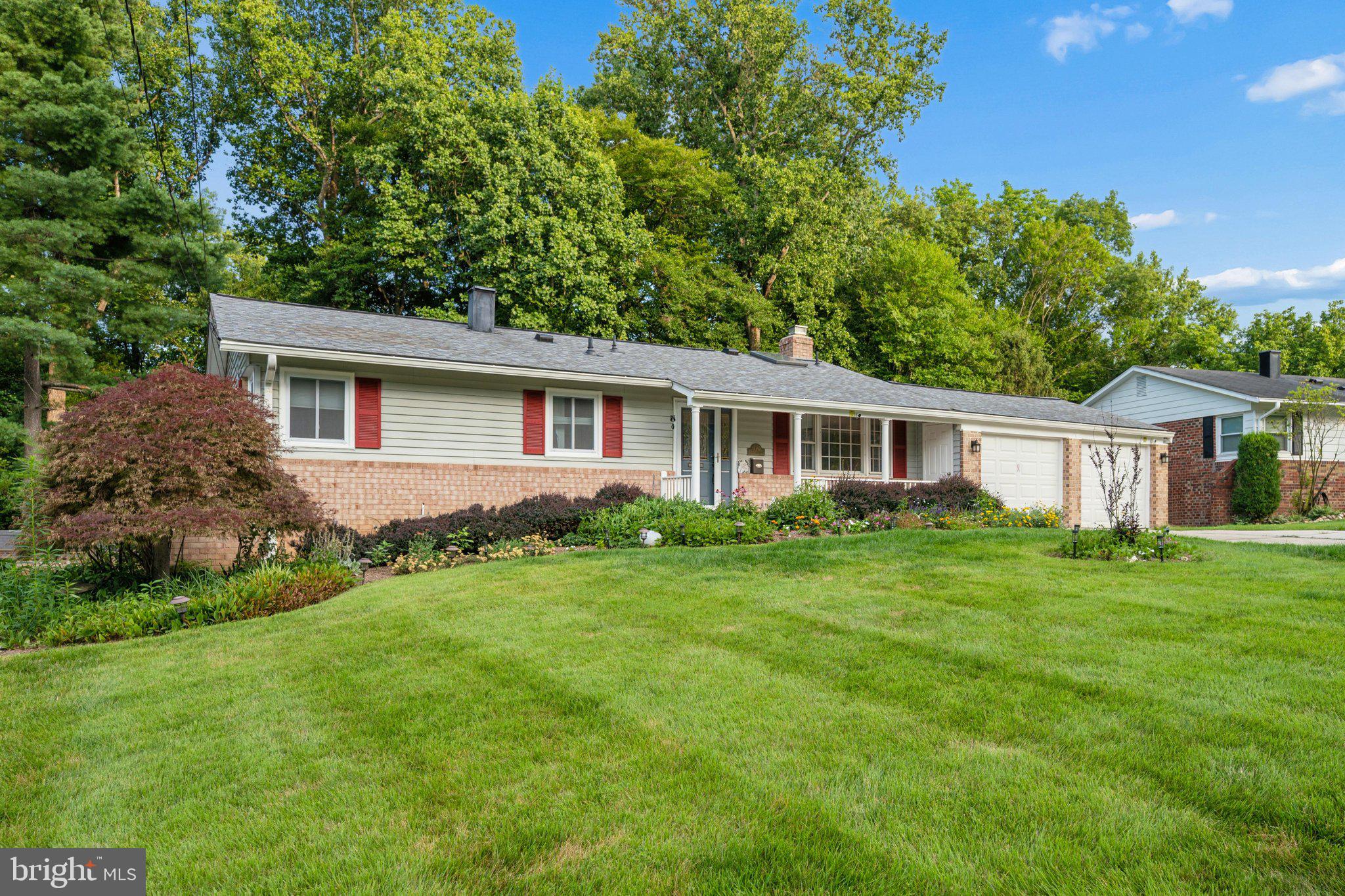 ROCK CREEK MANOR - Residential