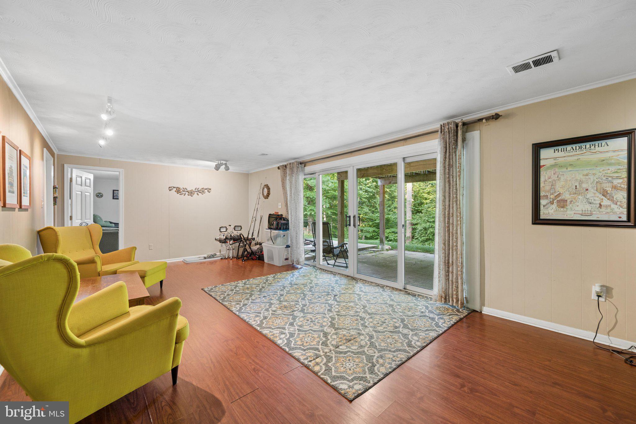 ROCK CREEK MANOR - Residential