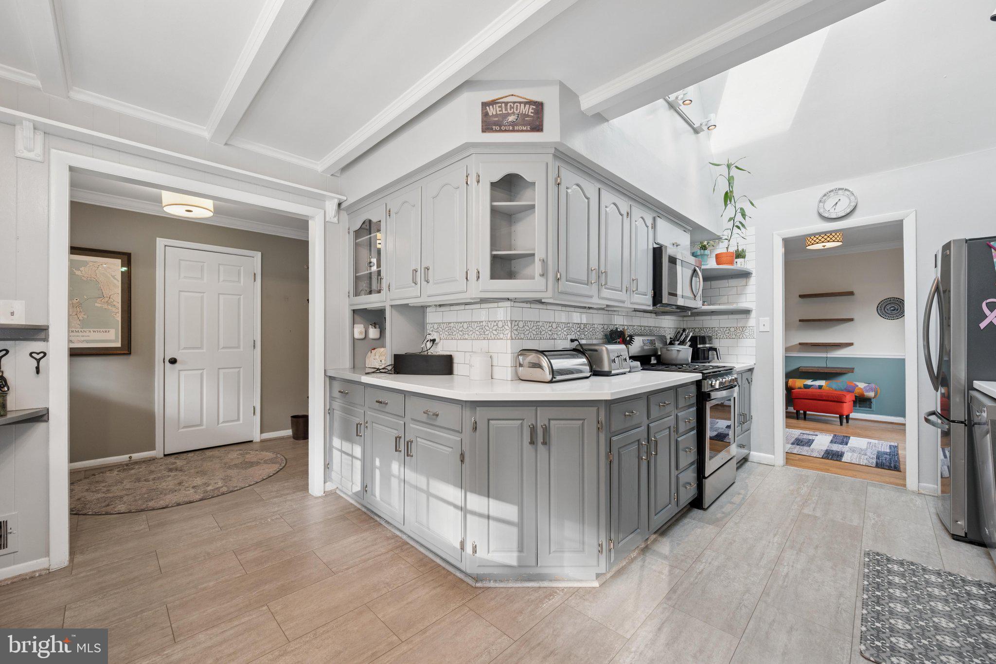 ROCK CREEK MANOR - Residential